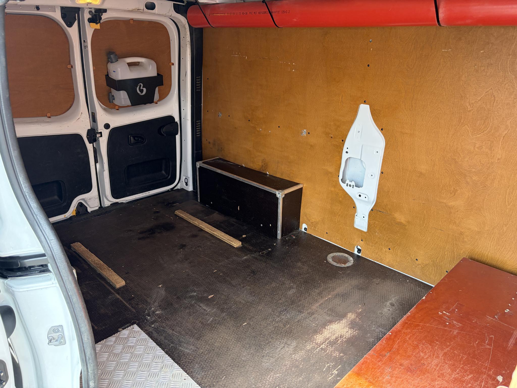 Foto van Opel Vivaro-b