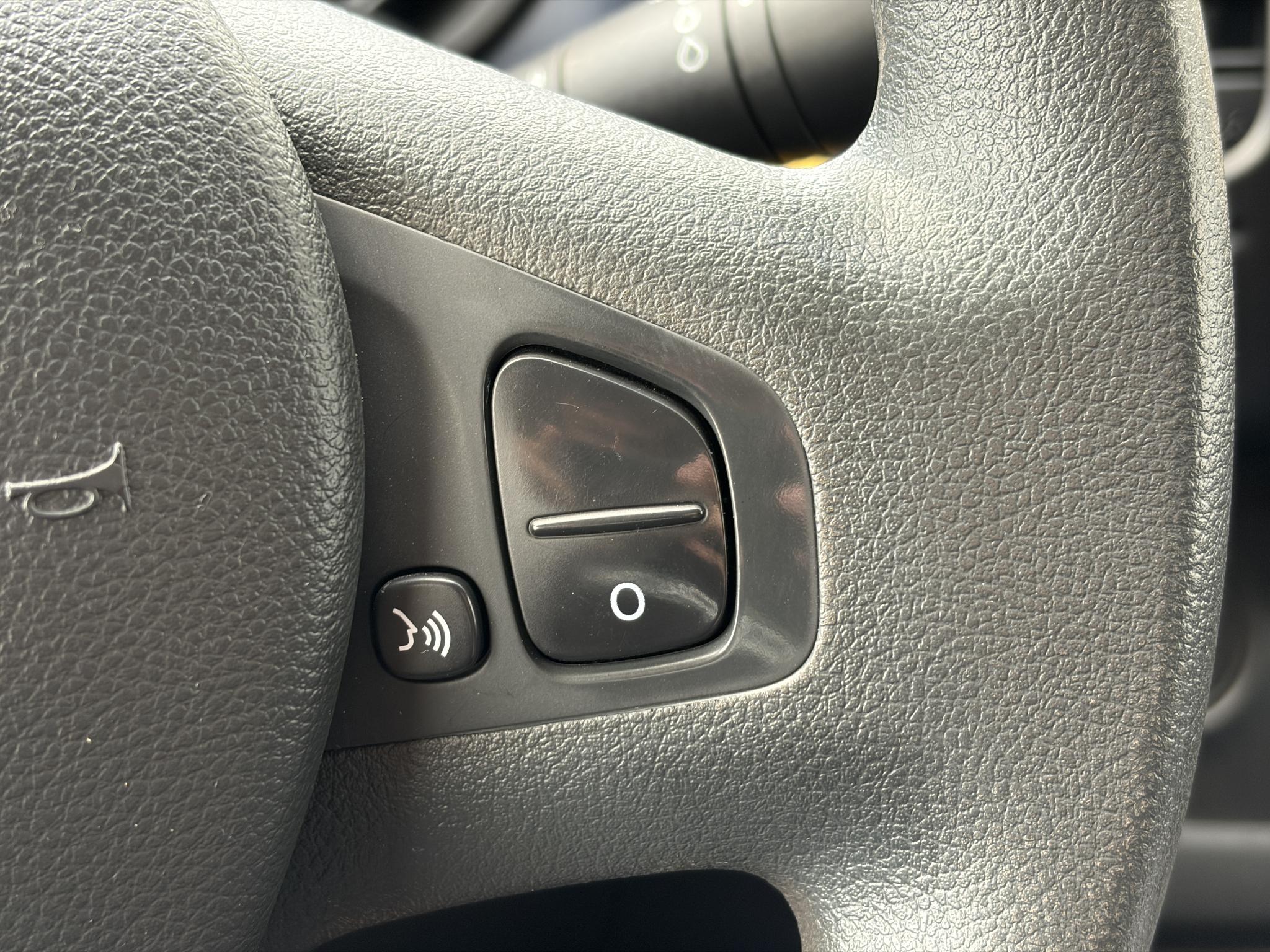 Foto van Opel Vivaro-b