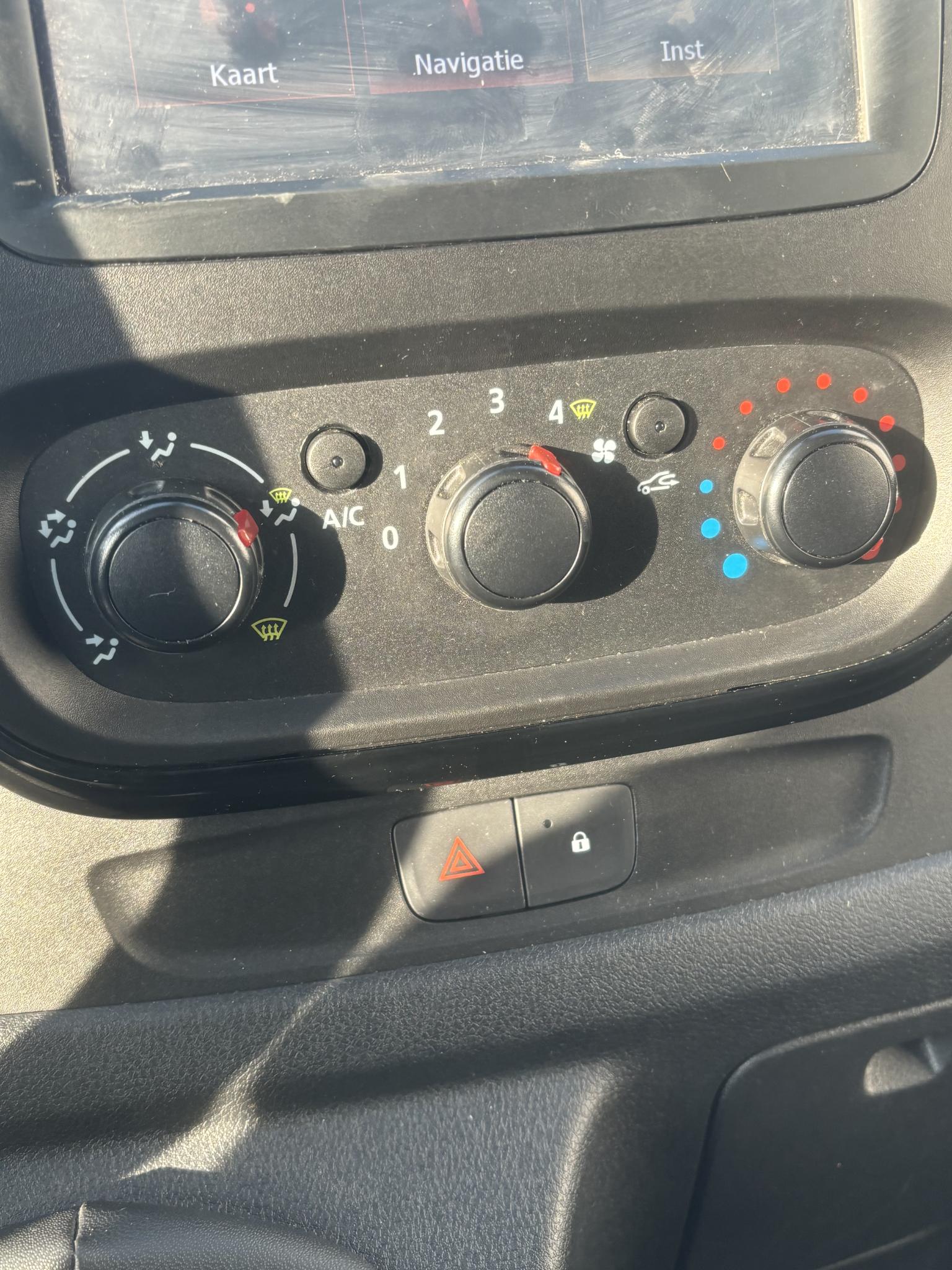 Foto van Opel Vivaro
