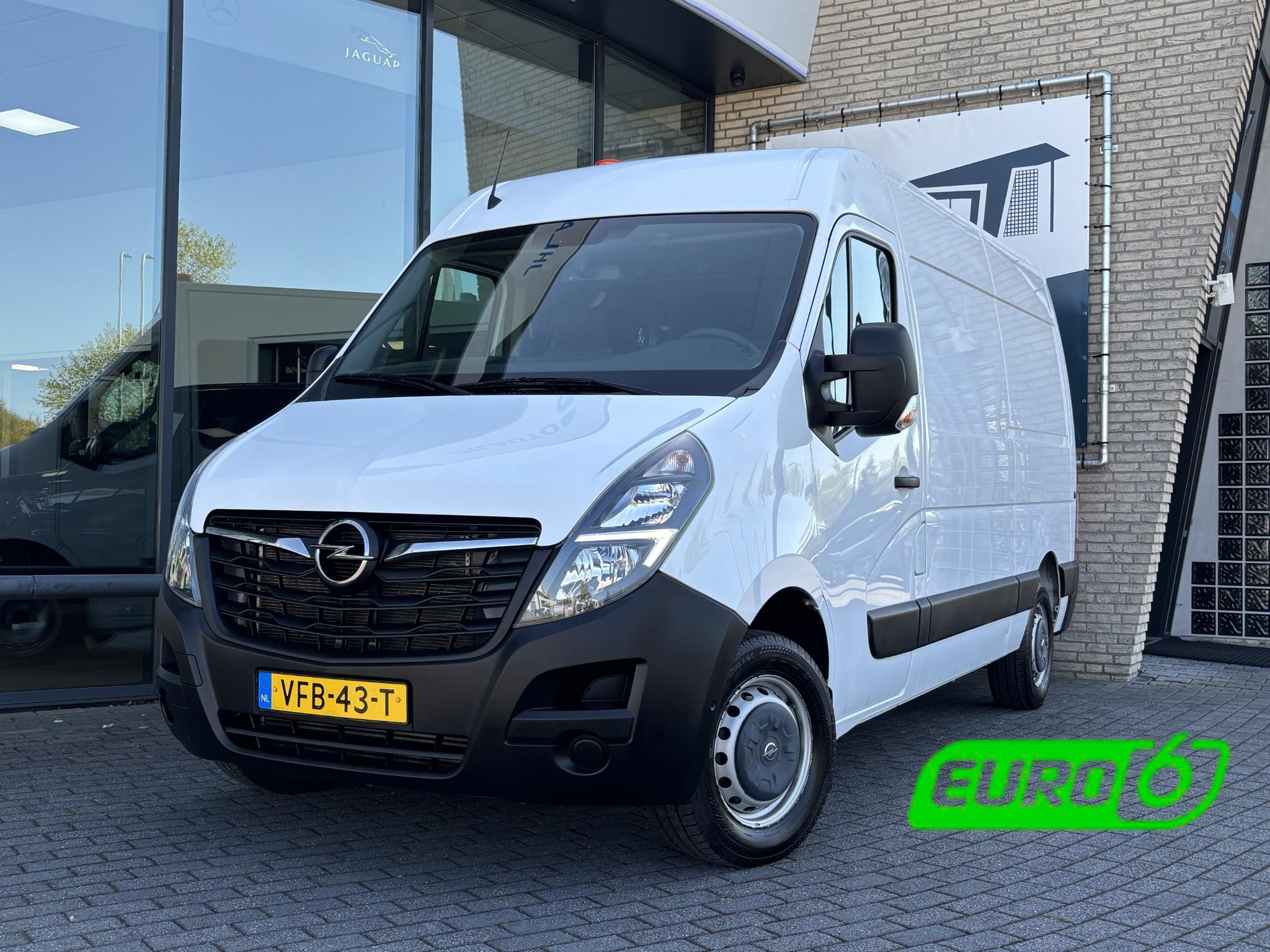 Opel Movano 2.3 Turbo L2H2 2020 - voorkant