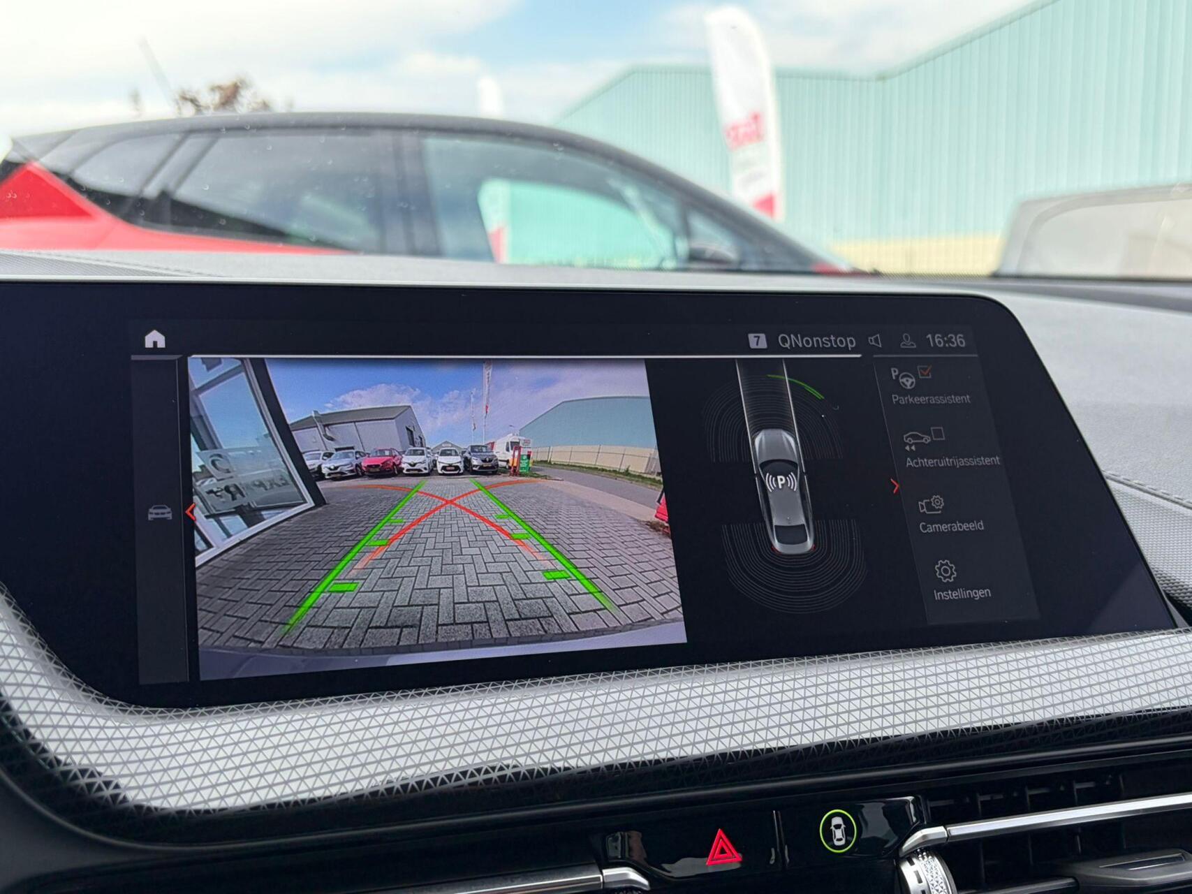 Foto van BMW 218i