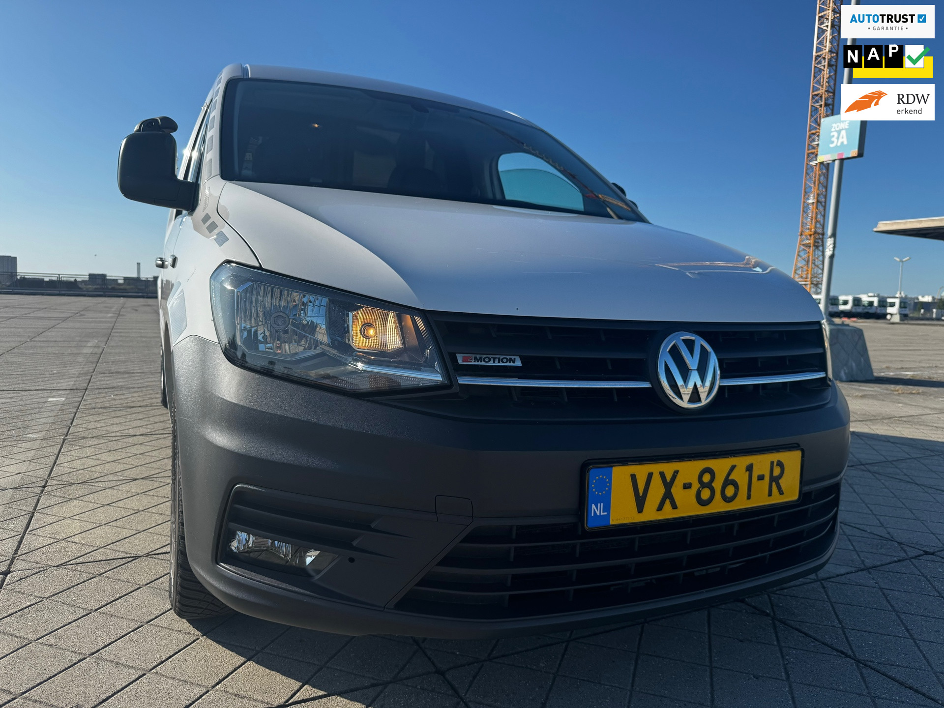 Volkswagen Caddy 2.0 TDI L2H1 BMT DSG 4Motion Maxi Highline 2016 - voorkant