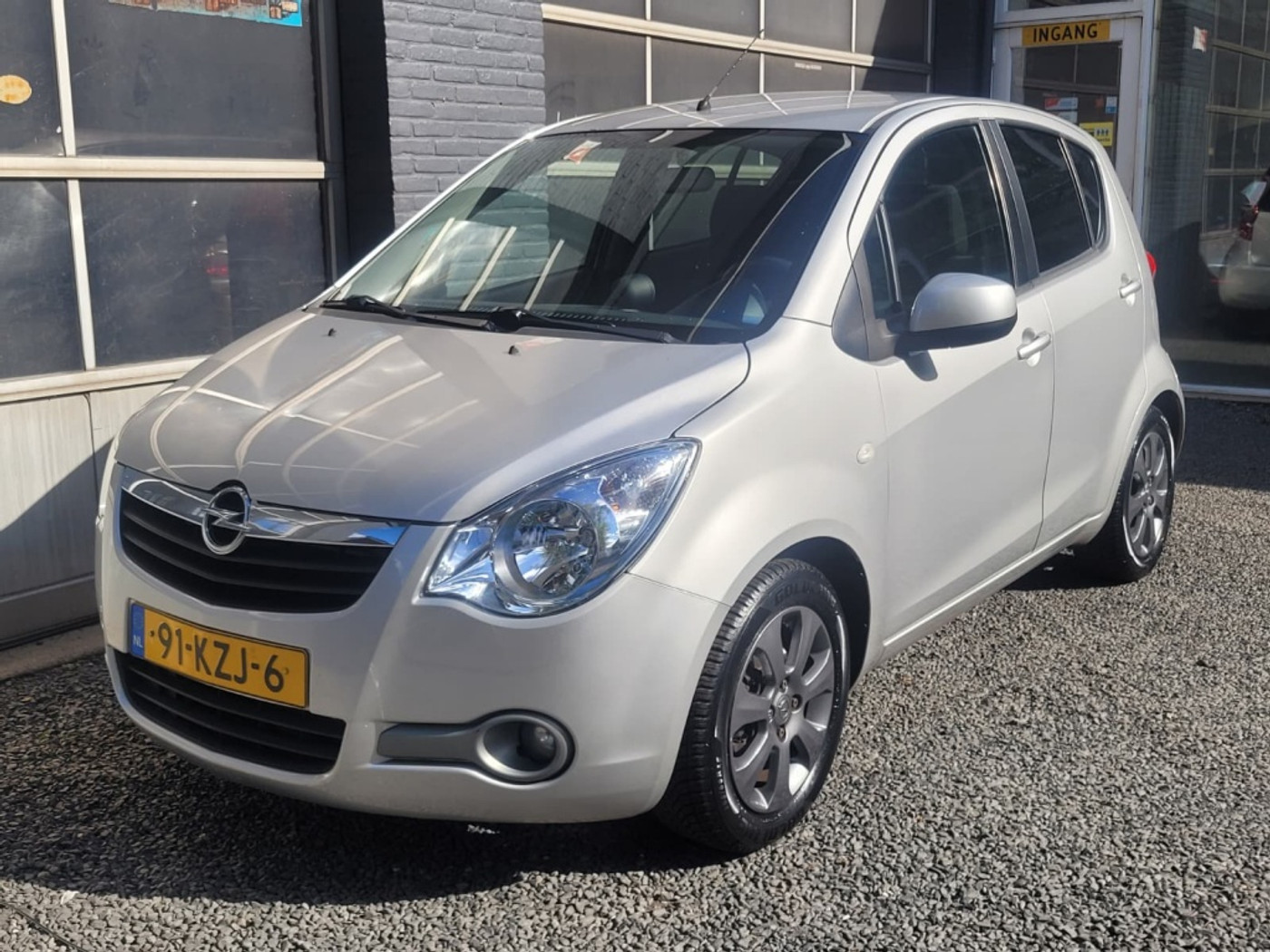 Foto van Opel Agila