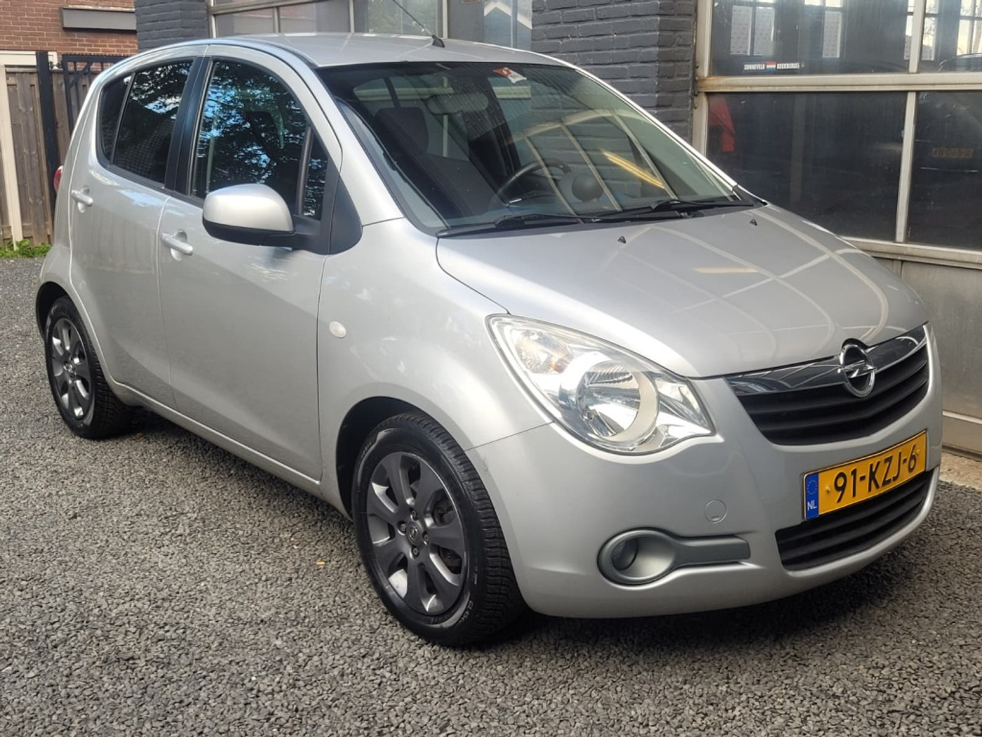 Opel Agila 1.2 Edition | AIRCO | 150.000KM | ALLSEASON | APK 2010 - voorkant