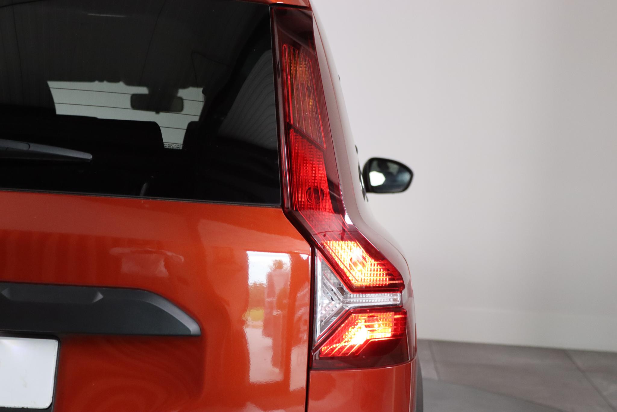 Foto van Dacia Jogger