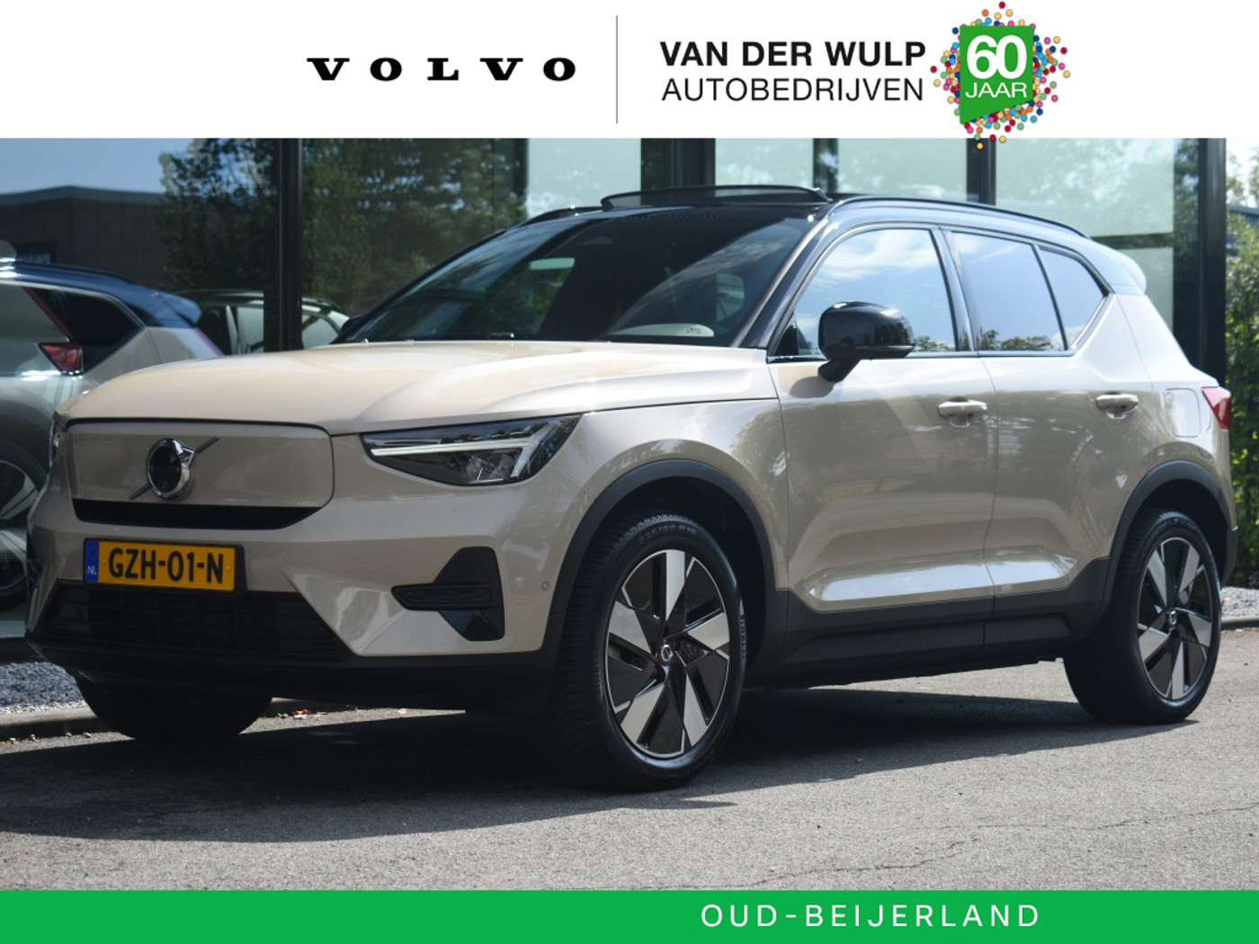 Volvo Ex40 Extended Range Ultra 252pk/82kWh | Climate | Getint Glas 2025 - voorkant