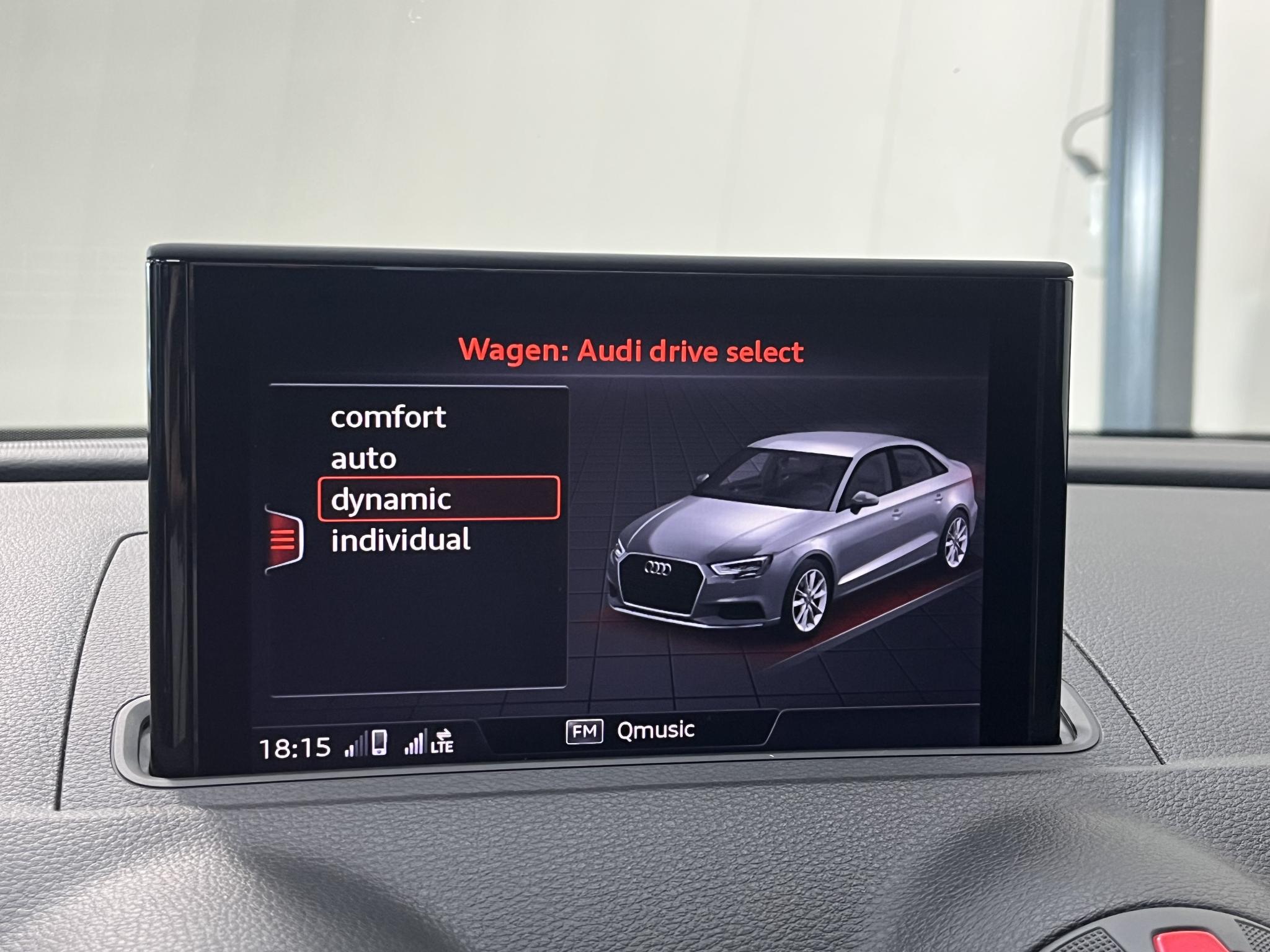 Foto van Audi RS 3 Limousine