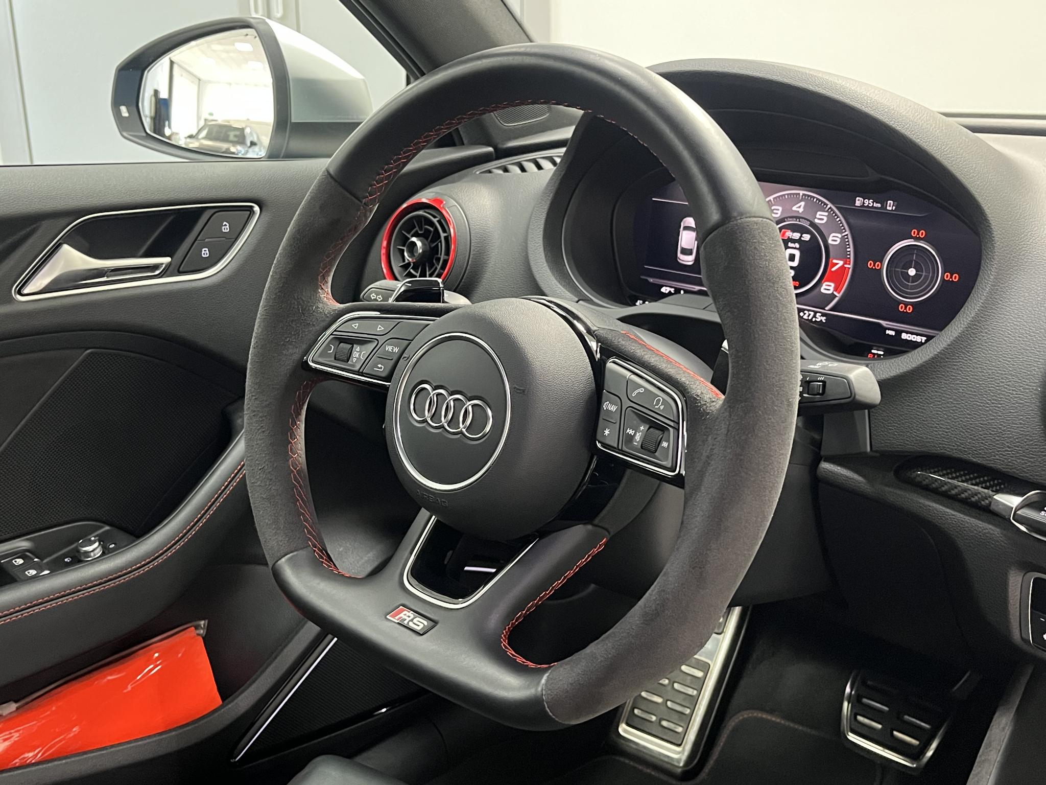 Foto van Audi RS 3 Limousine
