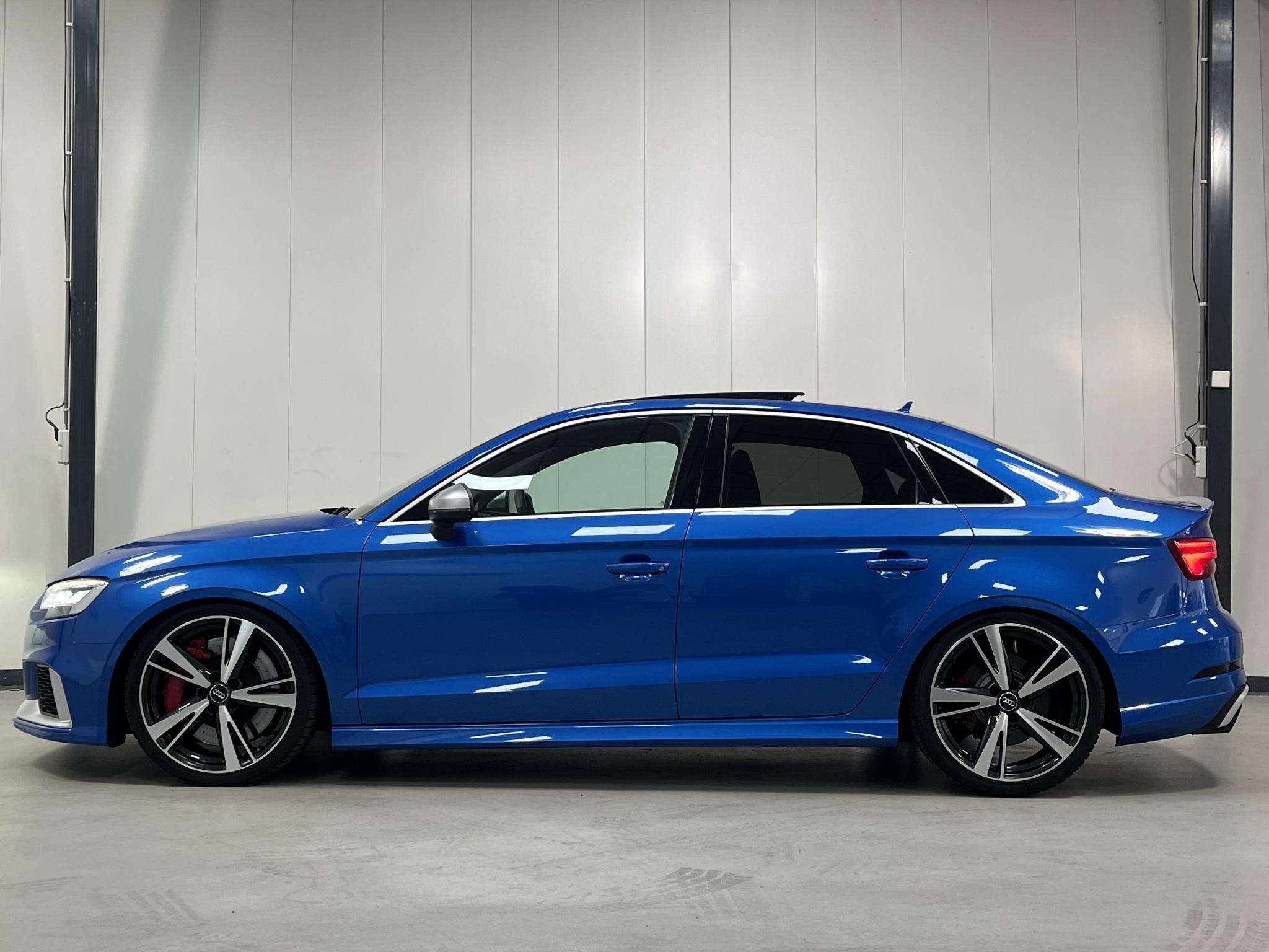 Foto van Audi RS 3 Limousine