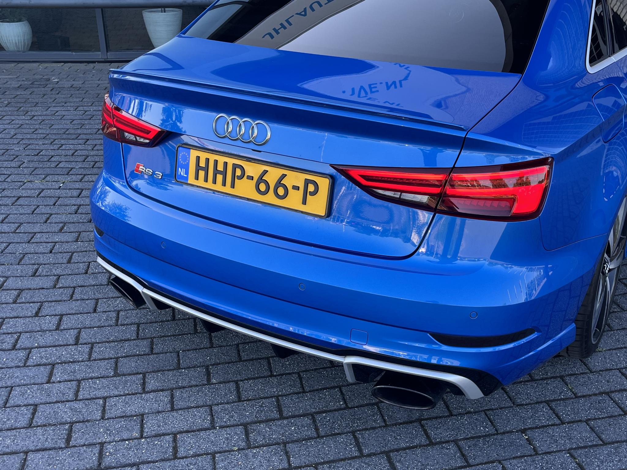 Foto van Audi RS 3 Limousine