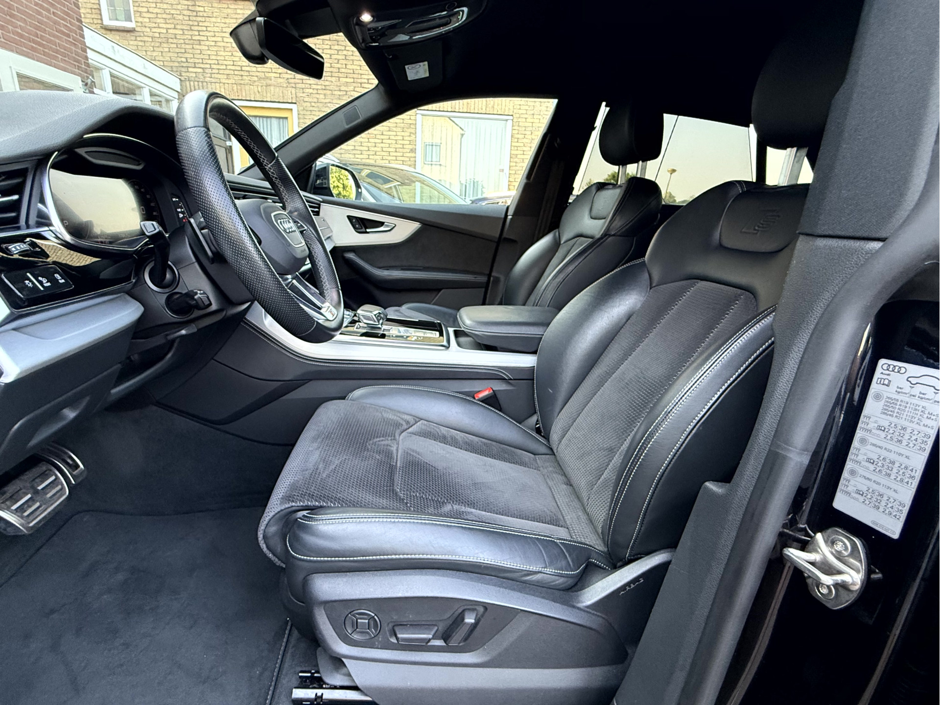 Foto van Audi Q8
