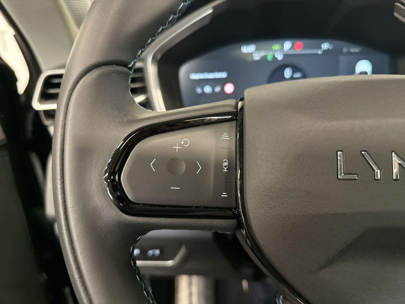 Foto van Lynk&co LYNK & Co 01