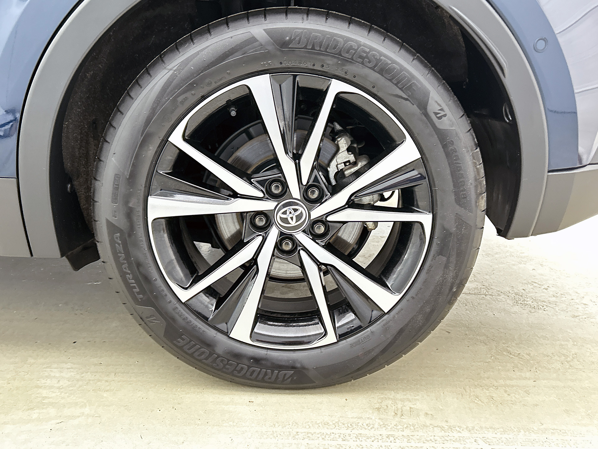 Foto van Toyota Toyota C-hr