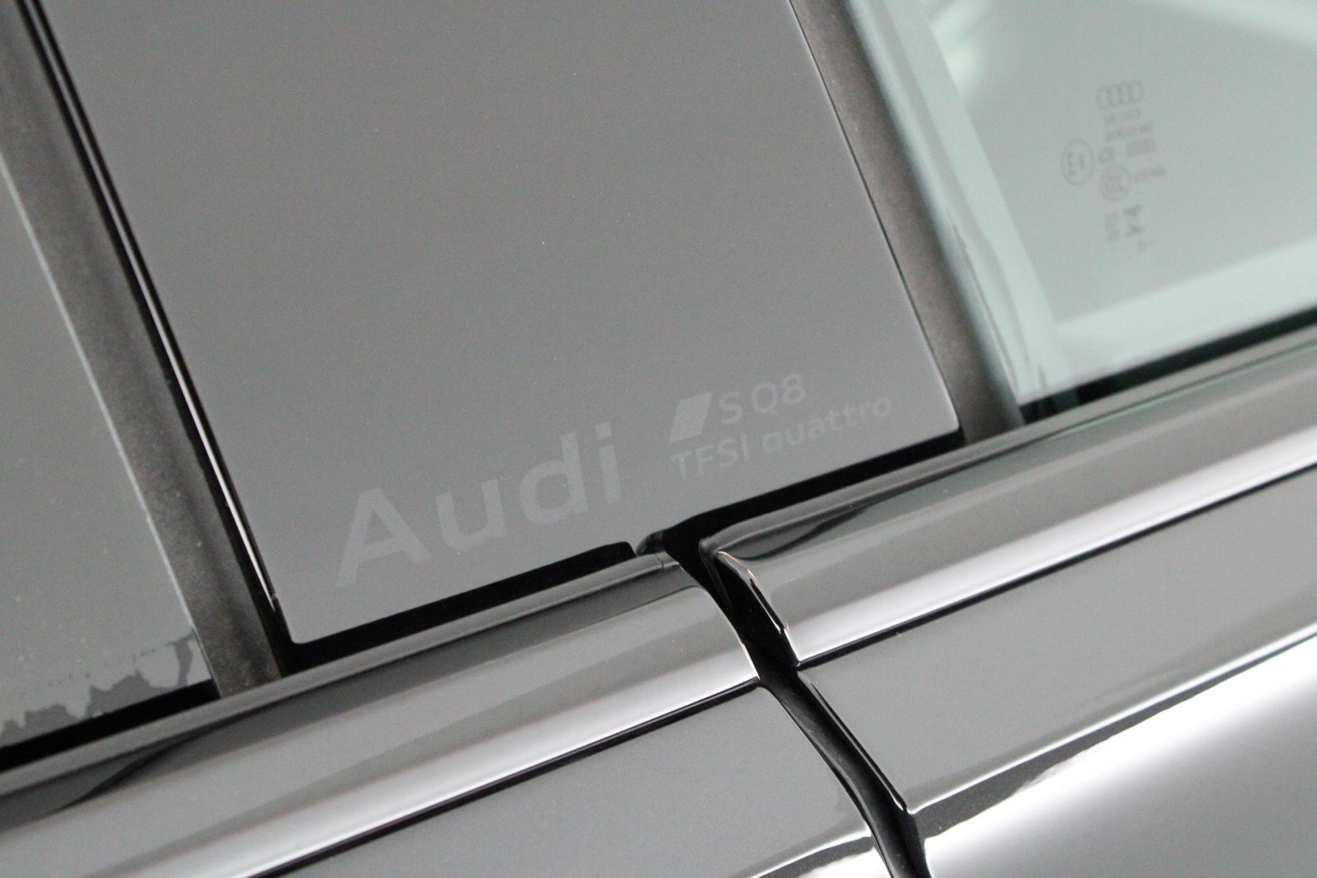 Foto van Audi Sq8
