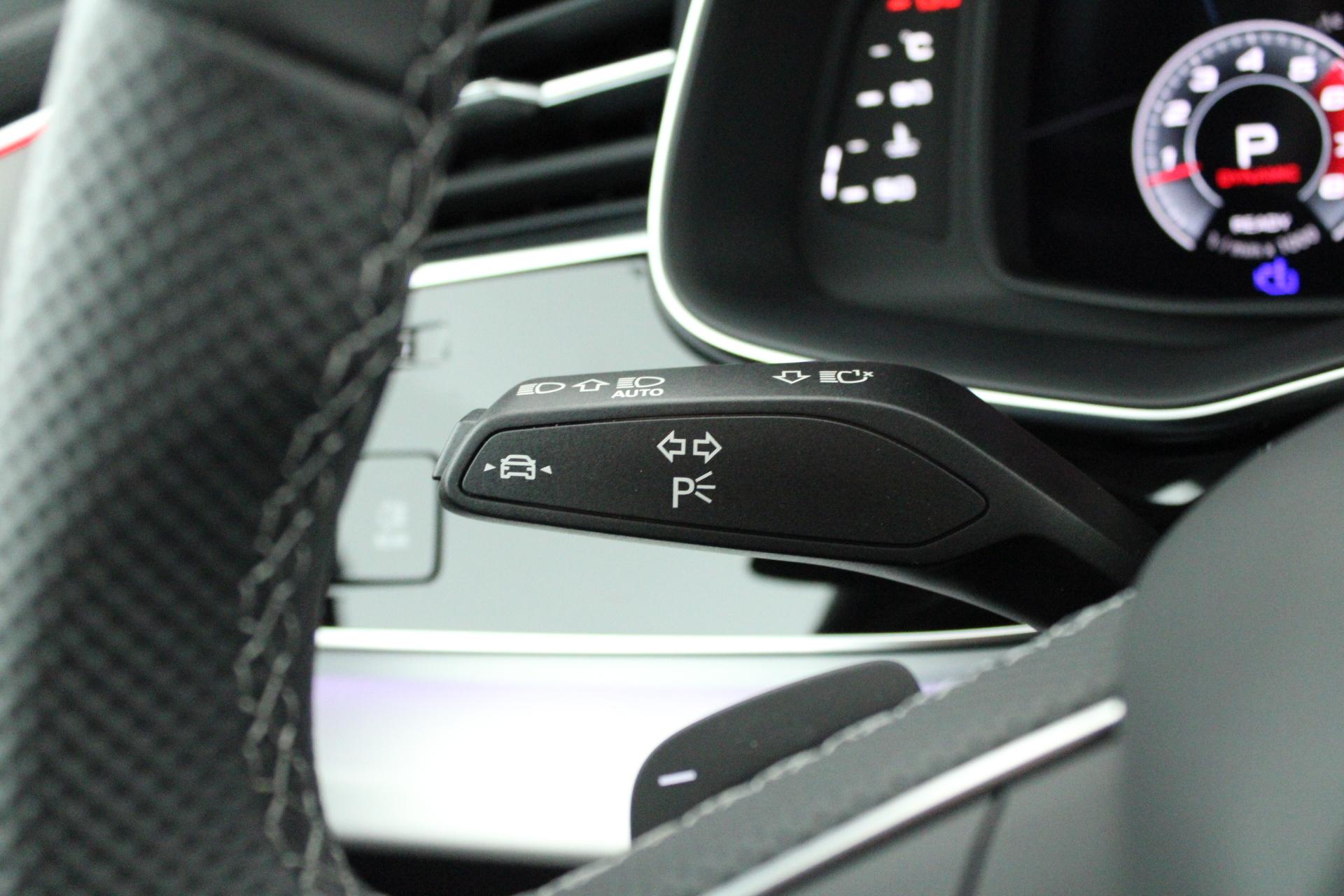 Foto van Audi Sq8