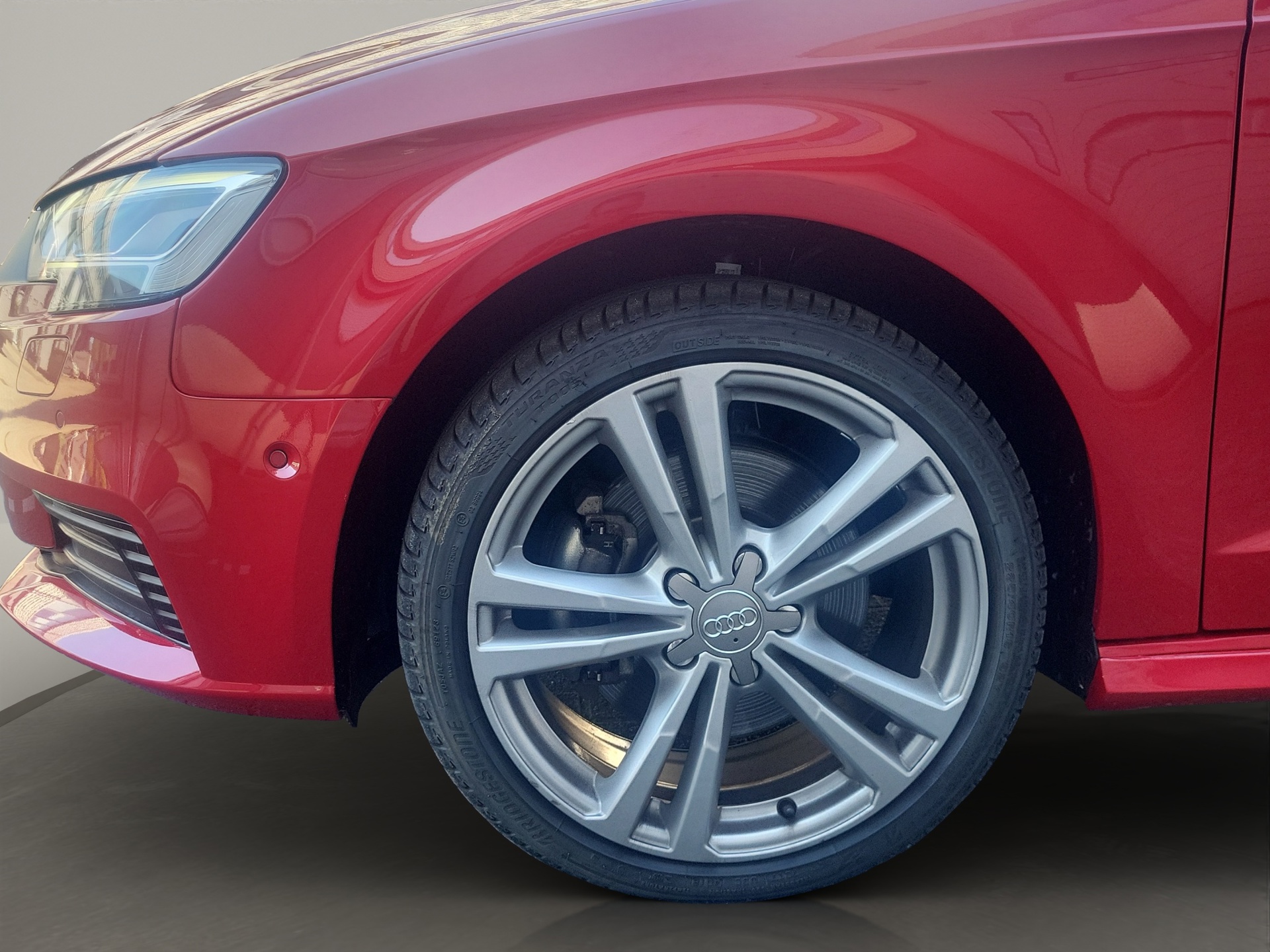 Foto van Audi A3 40 E-tron