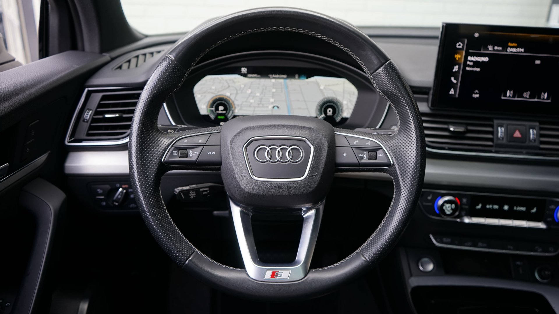 Foto van Audi Q5 55 TFSI E