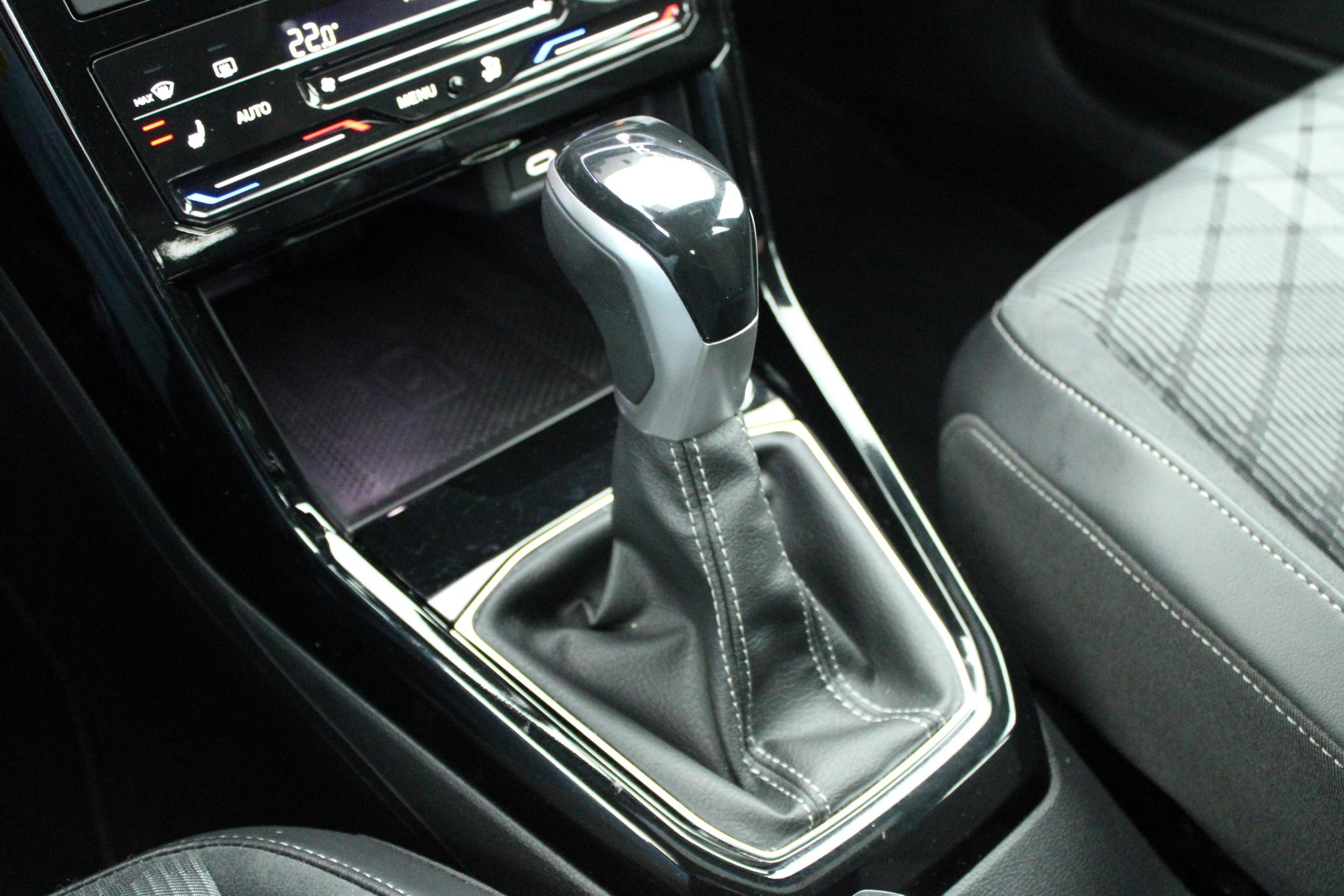 Foto van Volkswagen T-cross