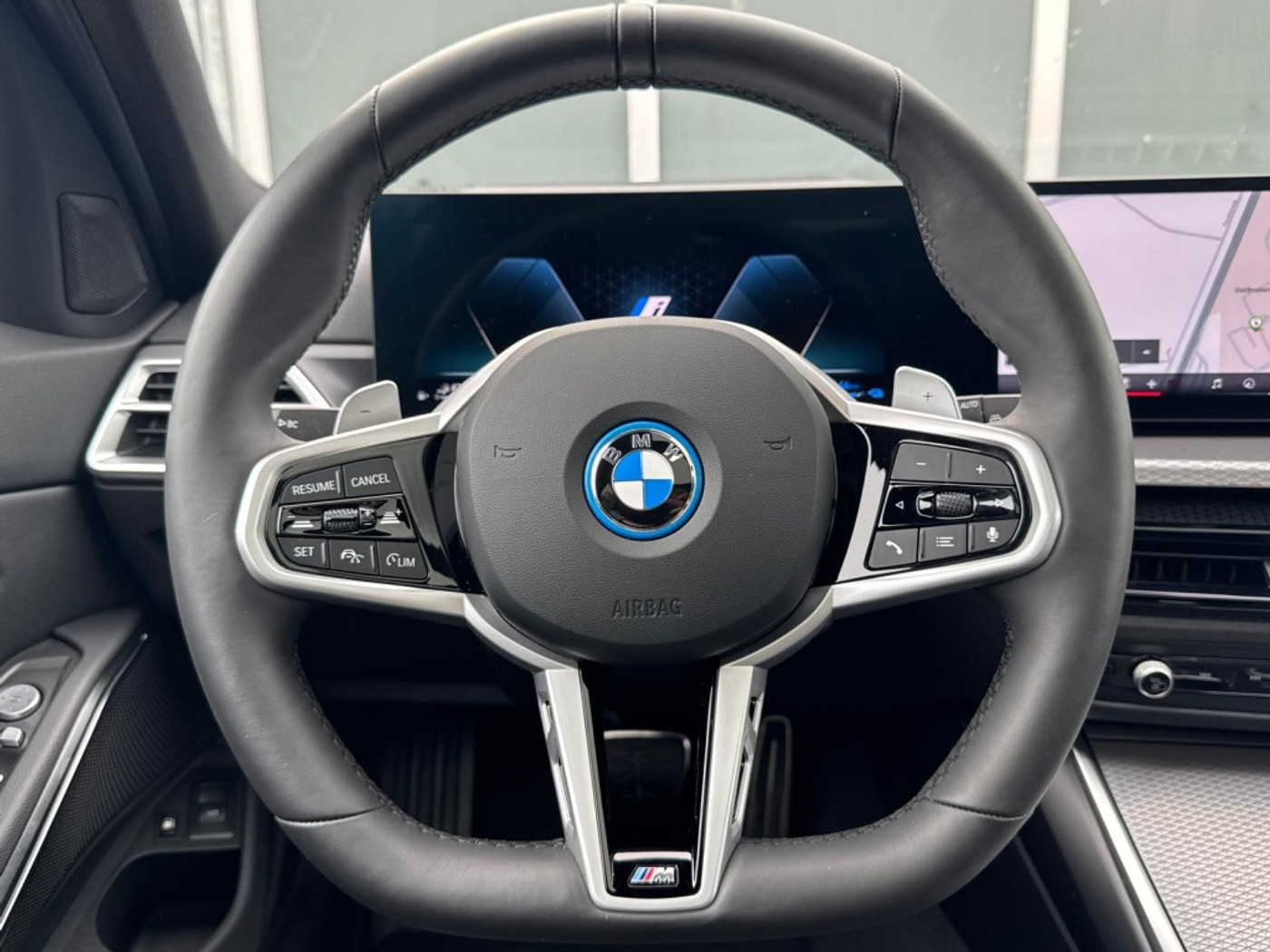 Foto van BMW 330e