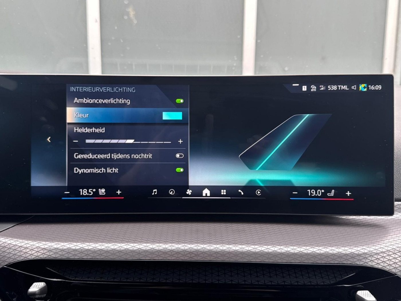 Foto van BMW 330e