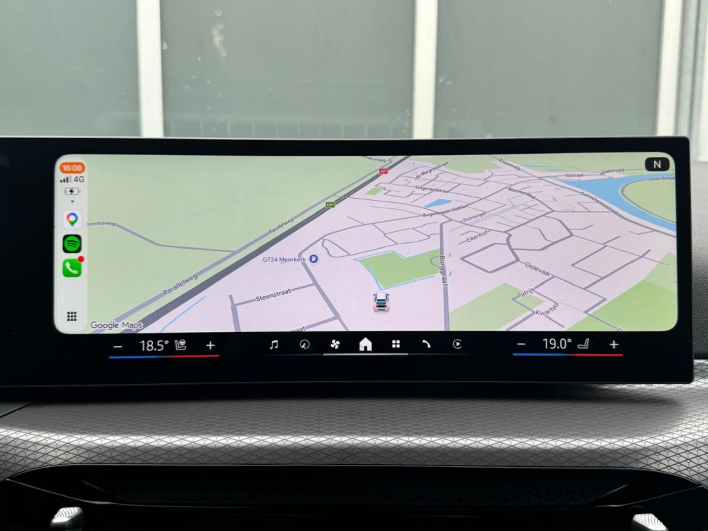 Foto van BMW 330e