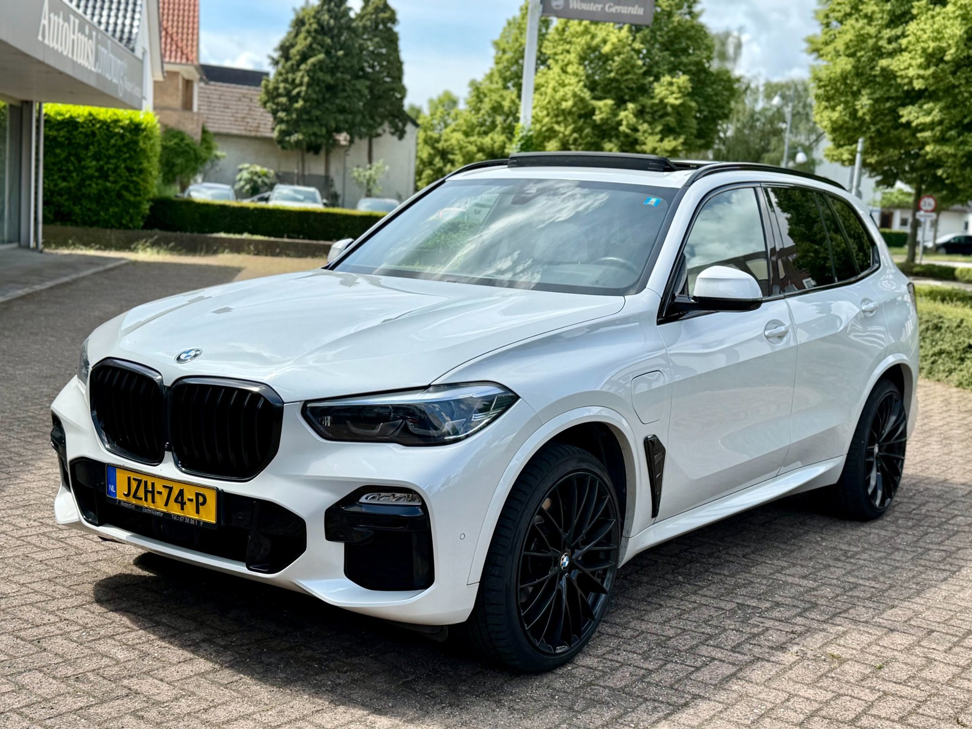 Foto van BMW X5 Xdrive45e
