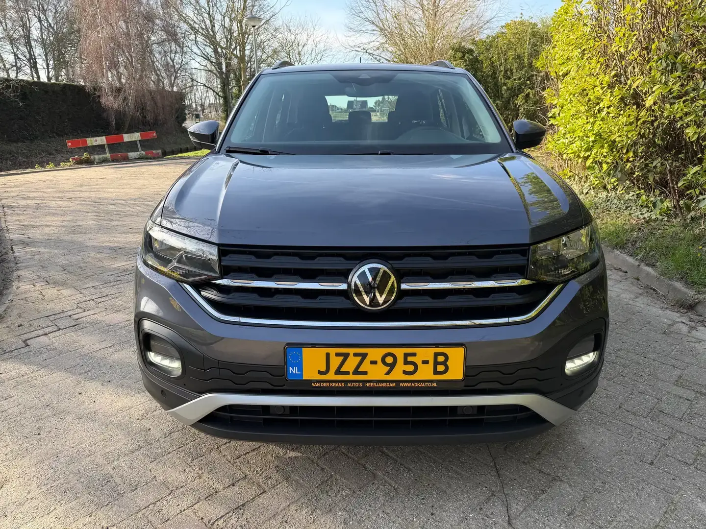 Foto van Volkswagen T-cross
