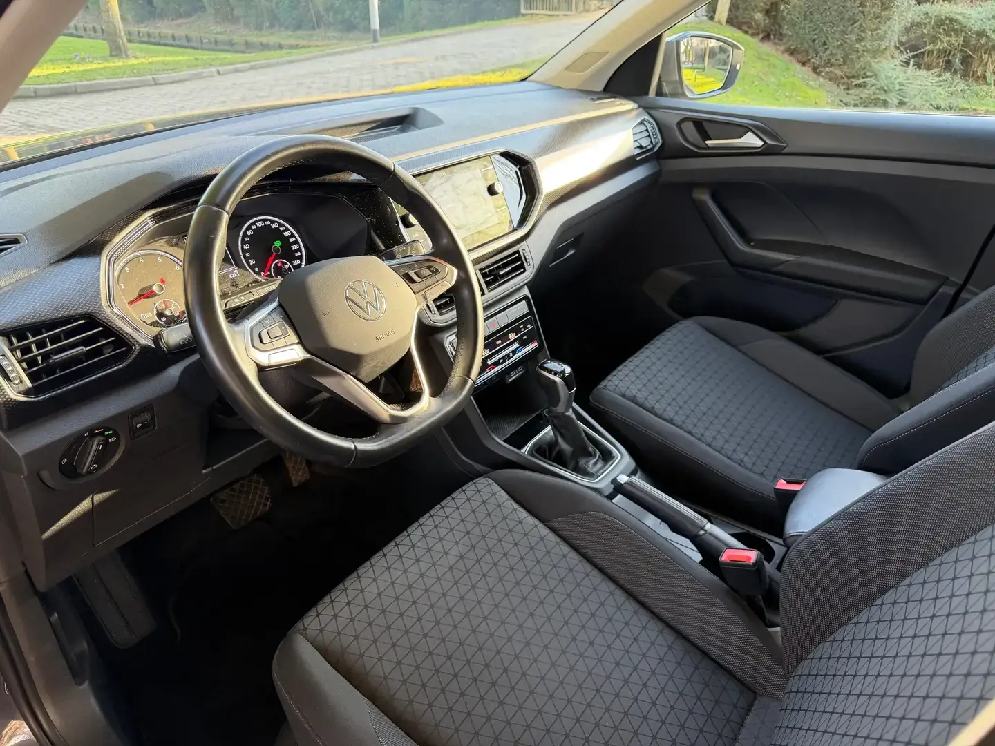 Foto van Volkswagen T-cross