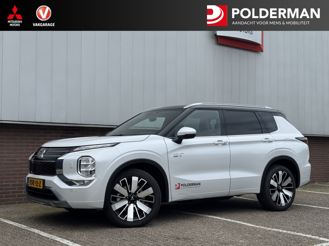 Mitsubishi Mitsubishi Outlander 2.4 PHEV Instyle+ 2026 - voorkant