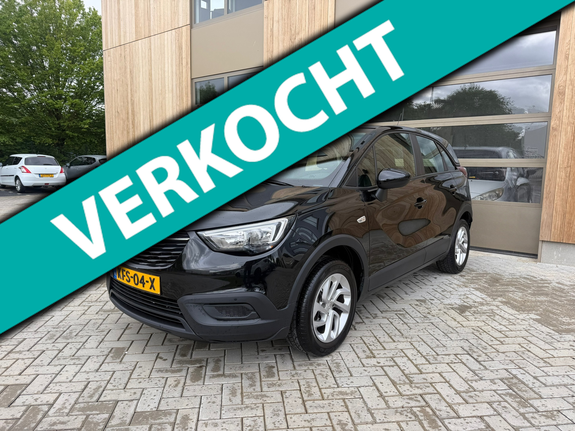 Opel Crossland X 1.2 Turbo Innovation 5Drs|Airco|Parkeersensoren|Trekhaak|NAVI|Carplay|APK 2018 - voorkant