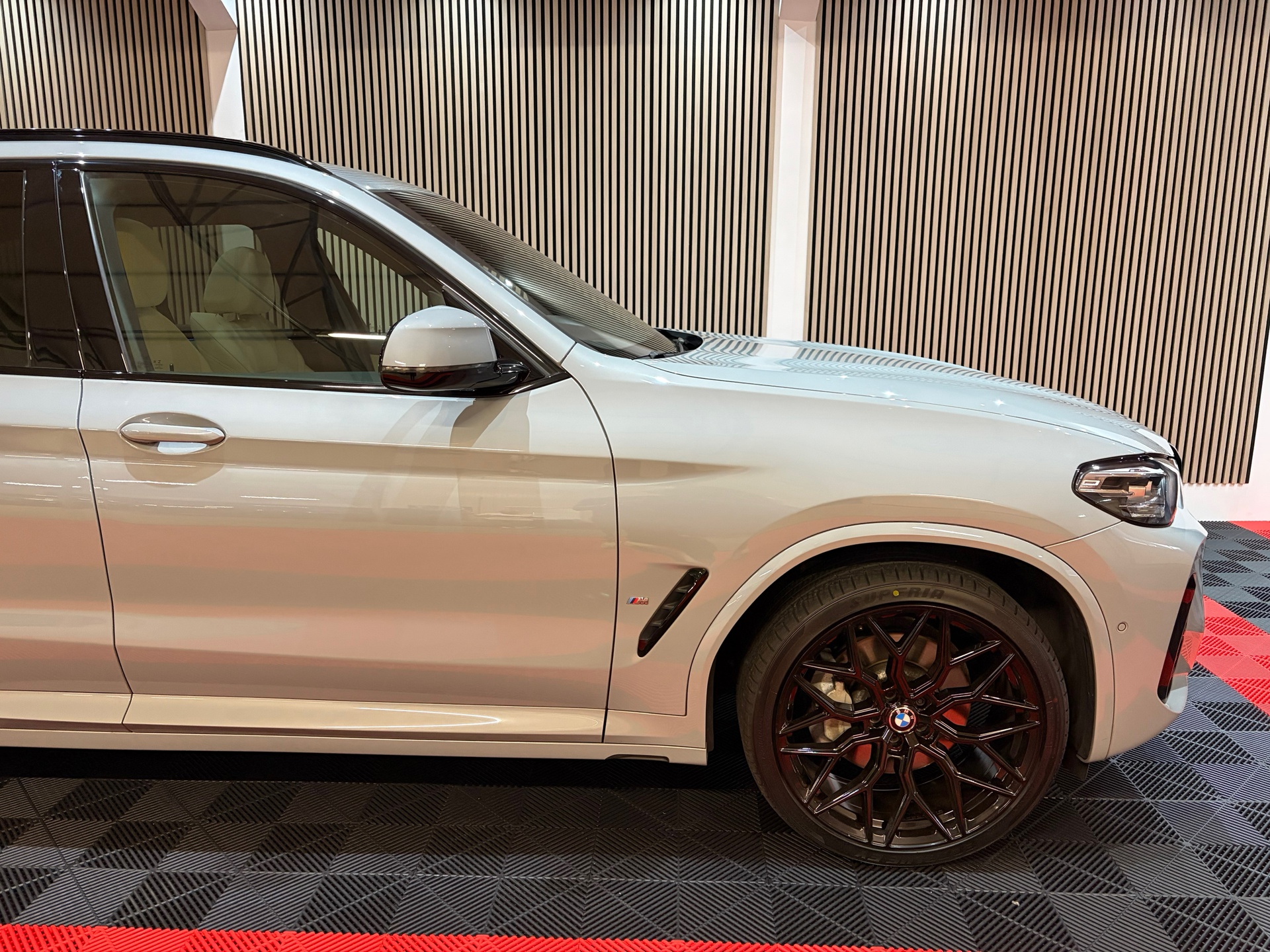 Foto van BMW X3 Xdrive30e