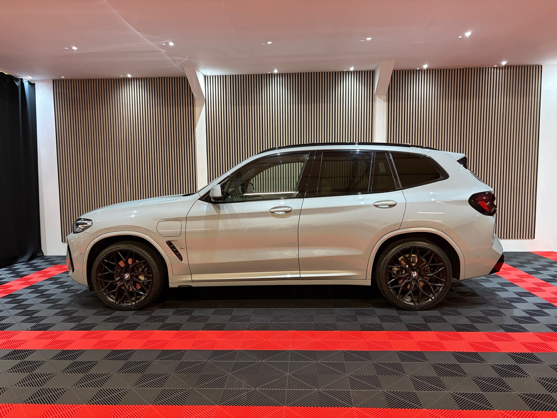 Foto van BMW X3 Xdrive30e
