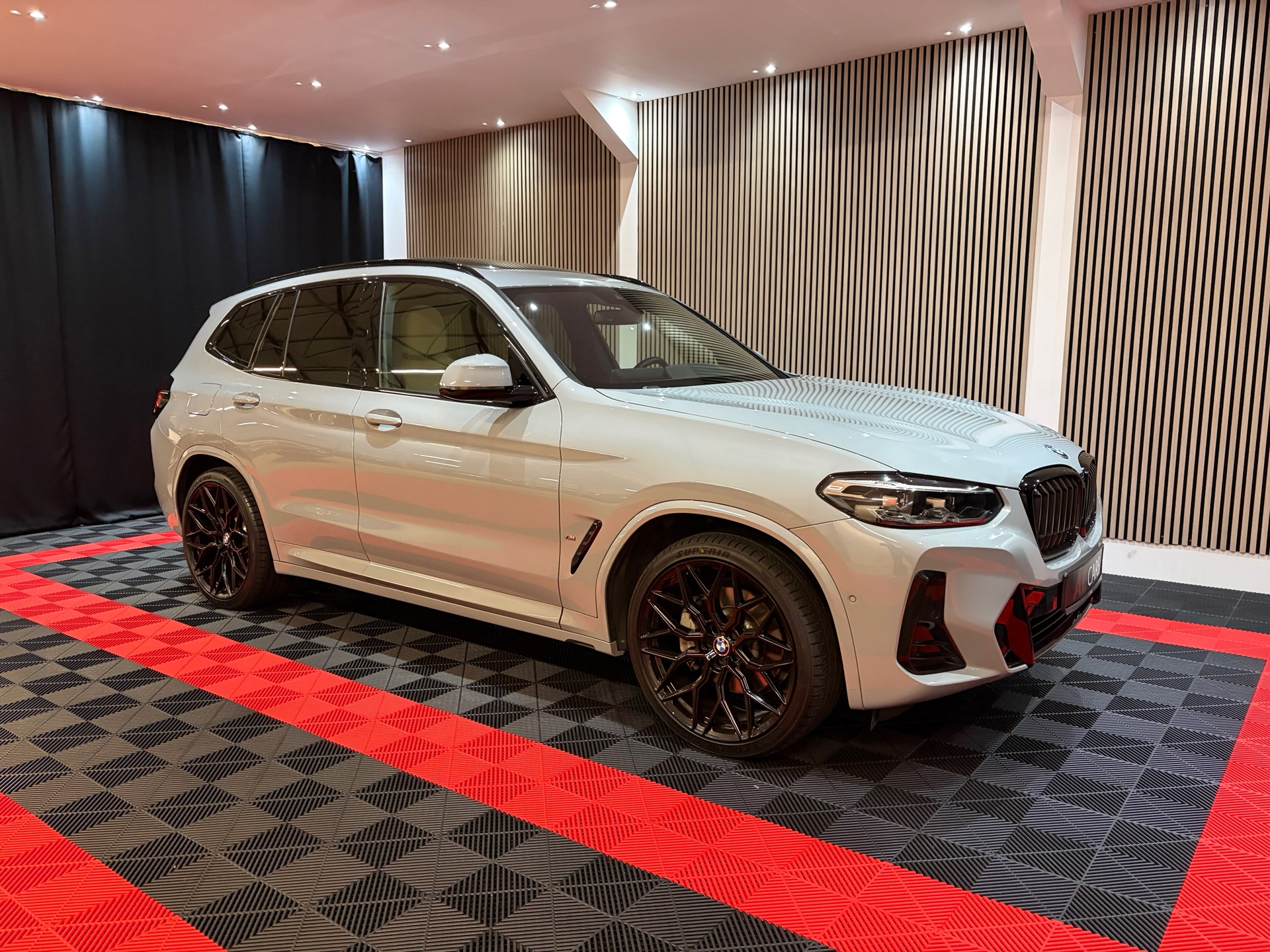 BMW X3 Xdrive30e XDrive30e High Executive M-Sport Leder/Pano/Headup/21/Cam 2022 - voorkant