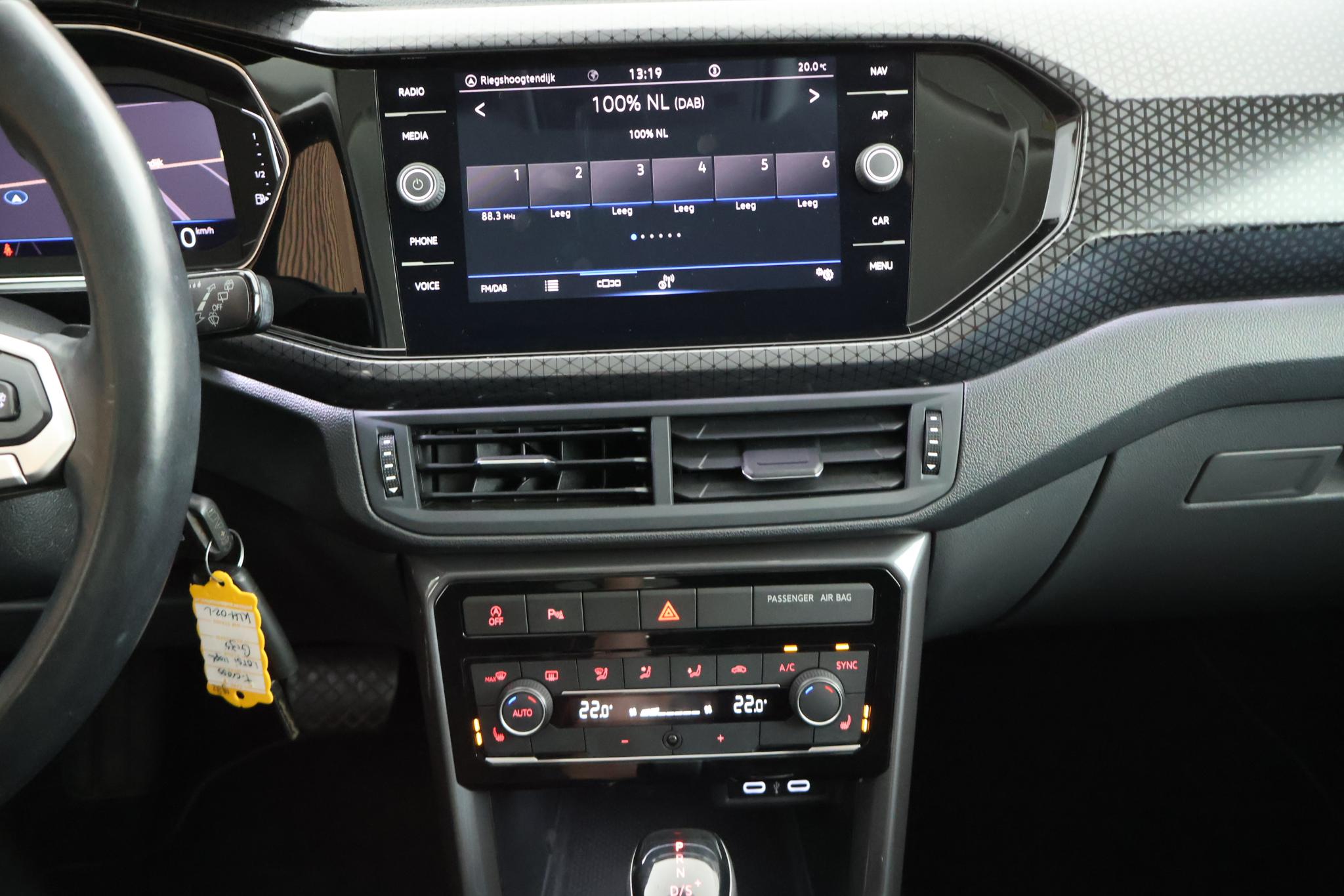 Foto van Volkswagen T-cross