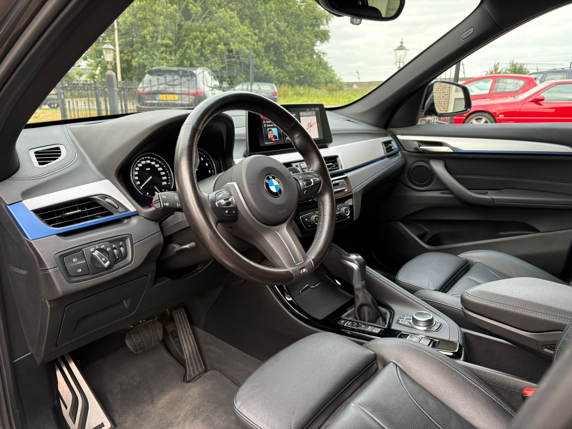 Foto van BMW X1 Xdrive25e
