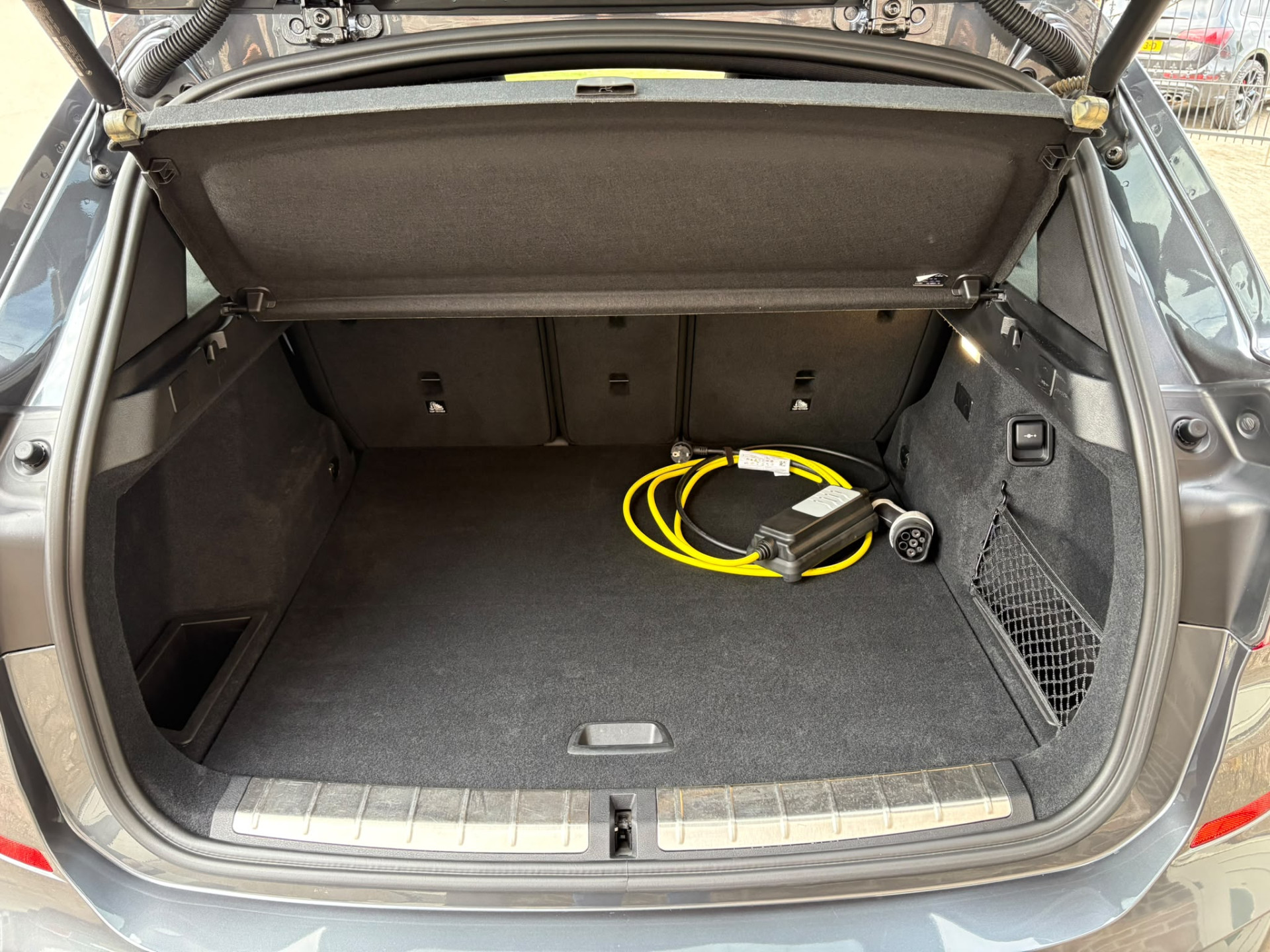 Foto van BMW X1 Xdrive25e
