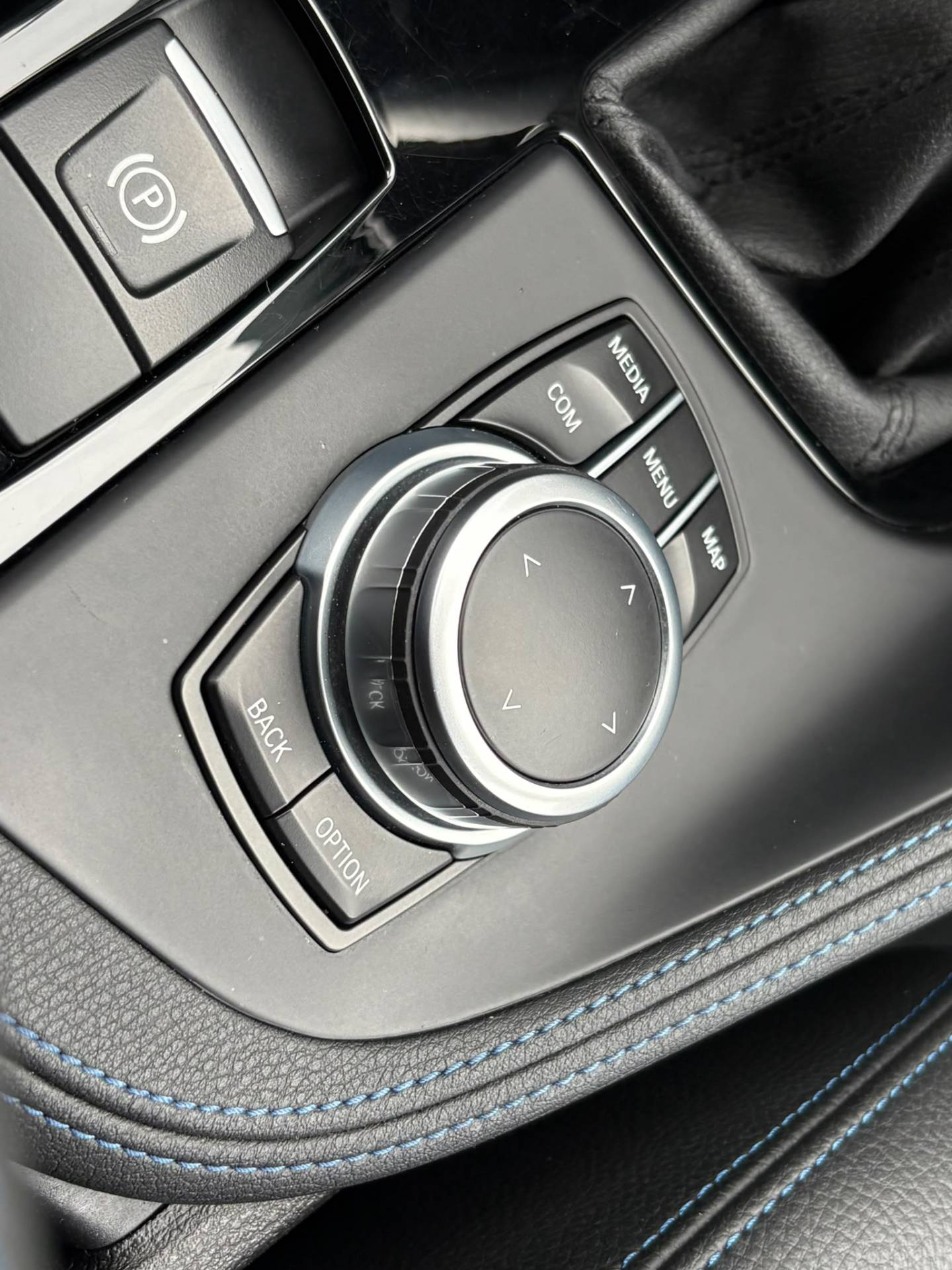 Foto van BMW X1 Xdrive25e