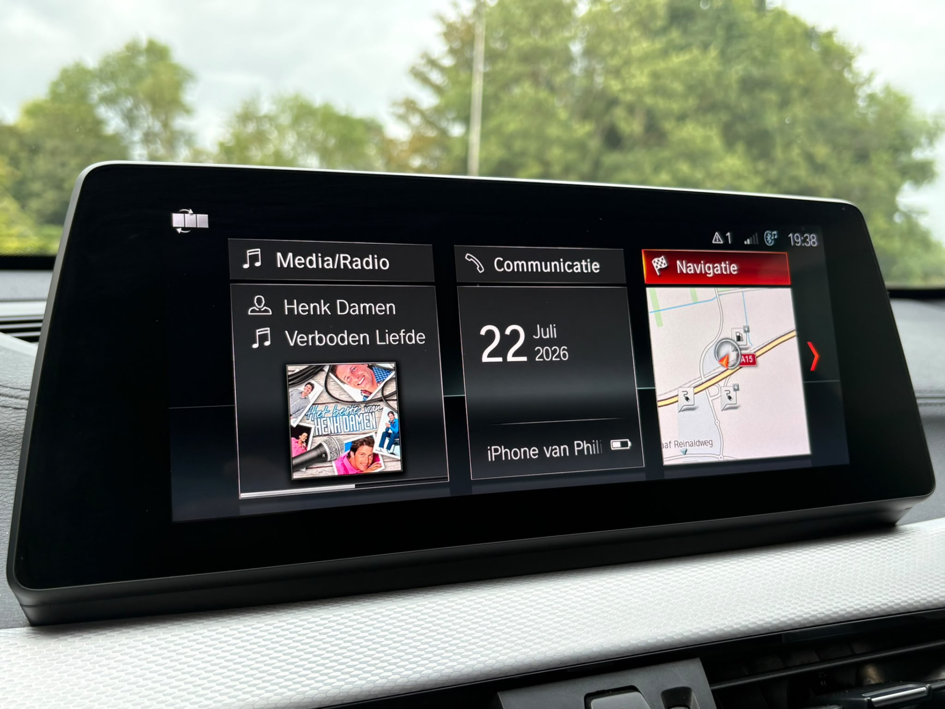 Foto van BMW X1 Xdrive25e