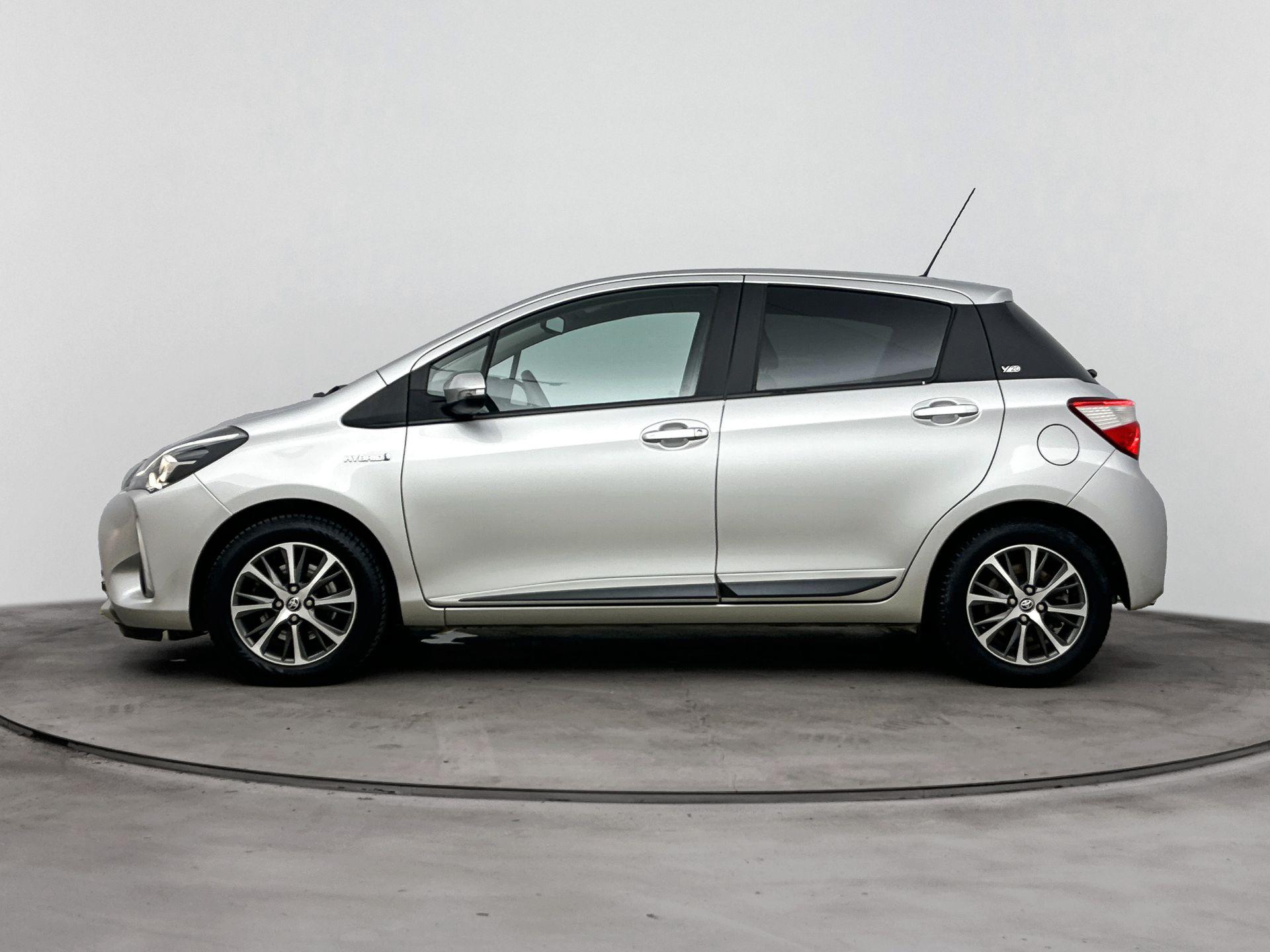 Foto van Toyota Toyota Yaris Hybrid