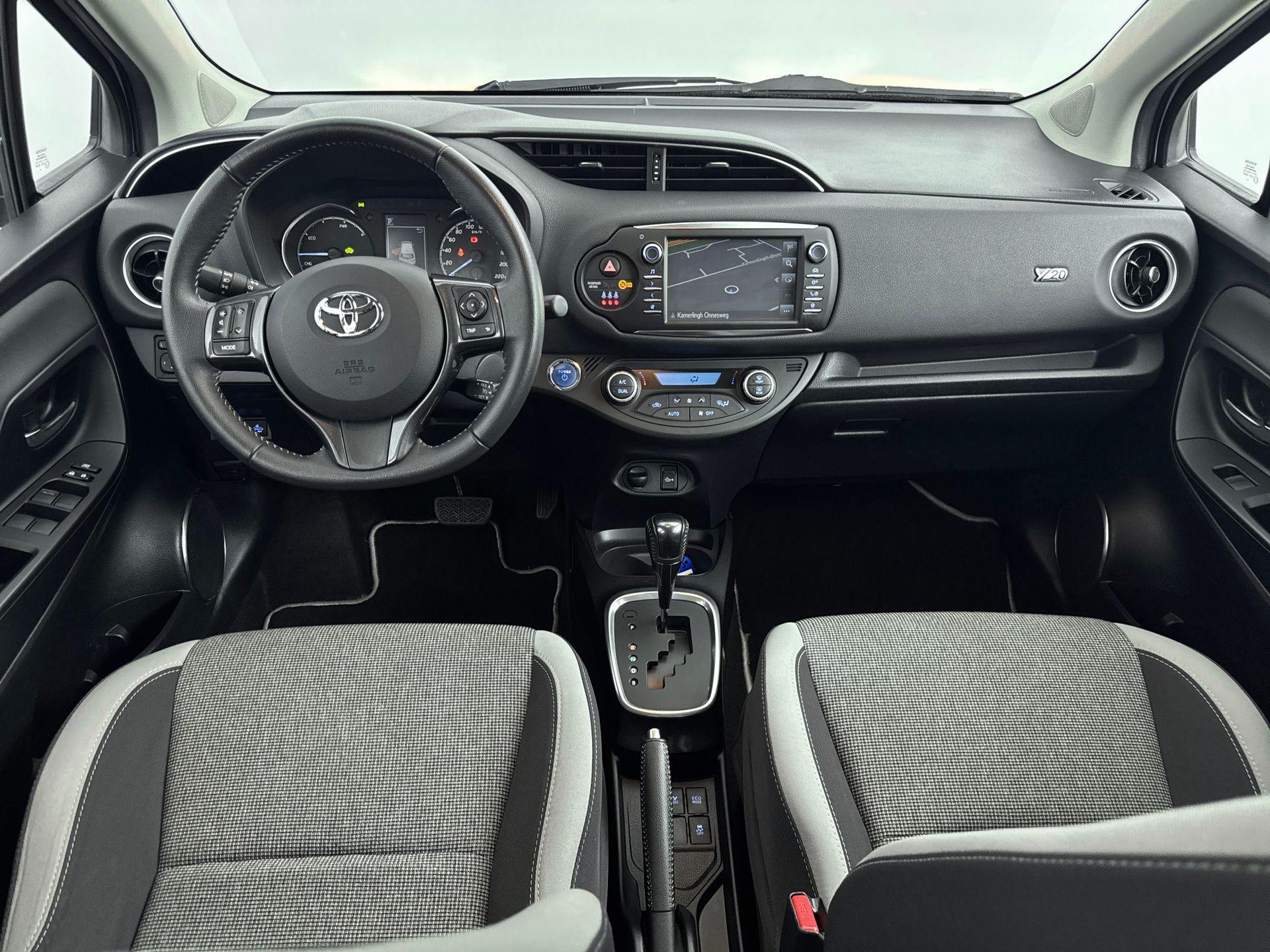 Foto van Toyota Toyota Yaris Hybrid