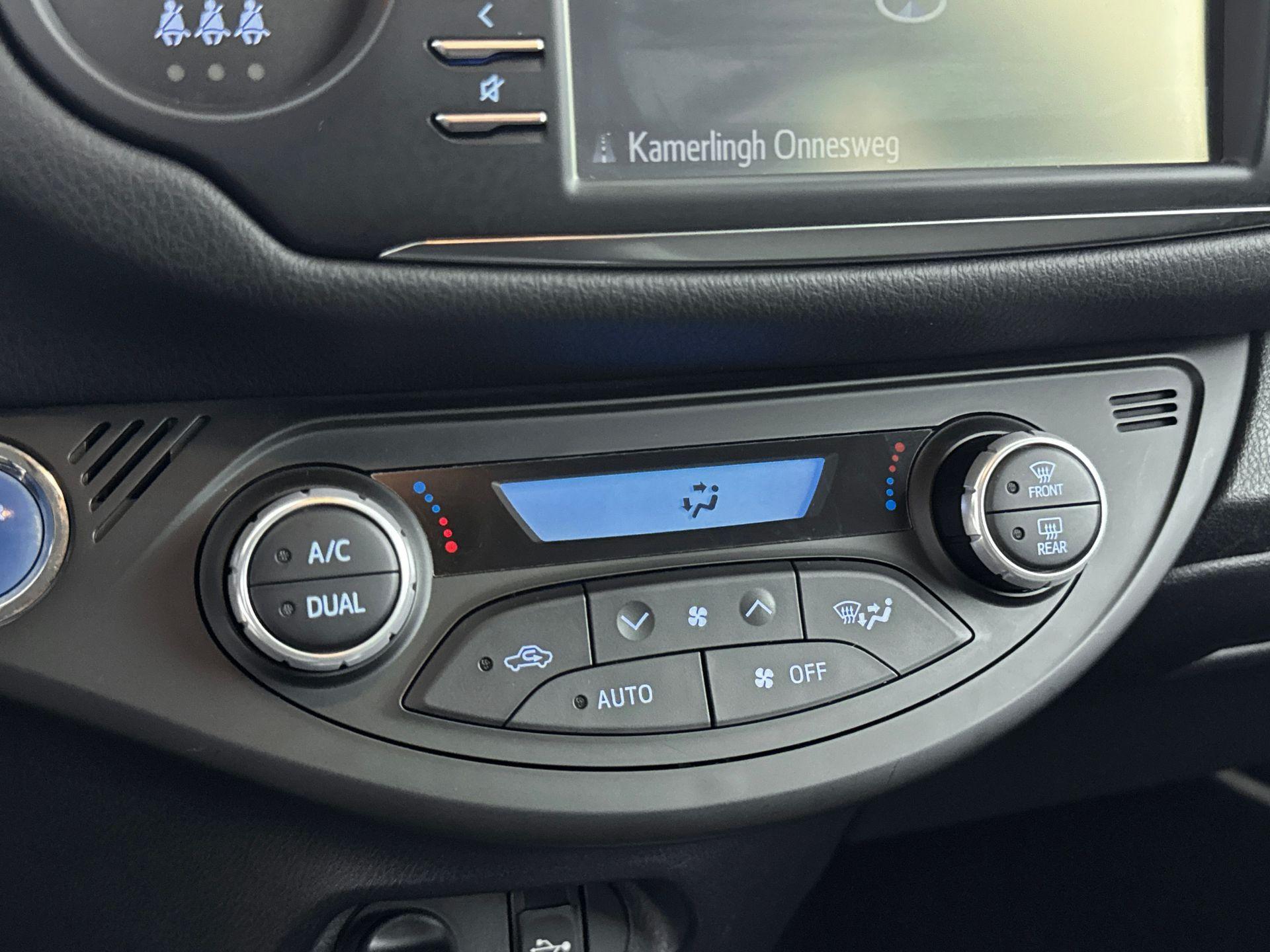 Foto van Toyota Toyota Yaris Hybrid