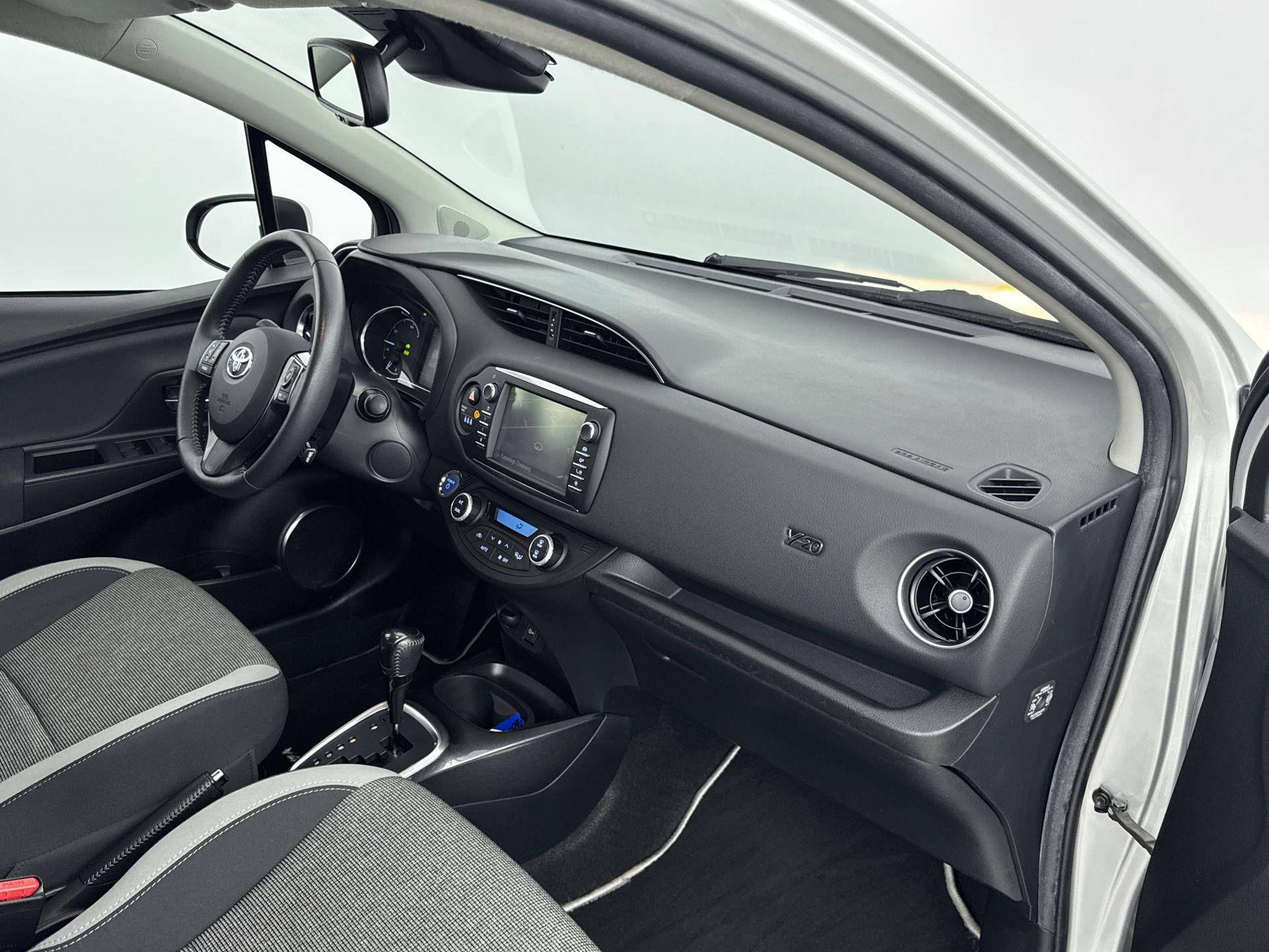 Foto van Toyota Toyota Yaris Hybrid