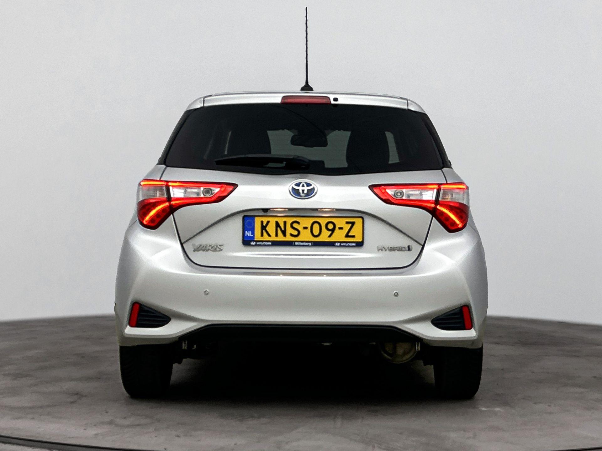 Foto van Toyota Toyota Yaris Hybrid