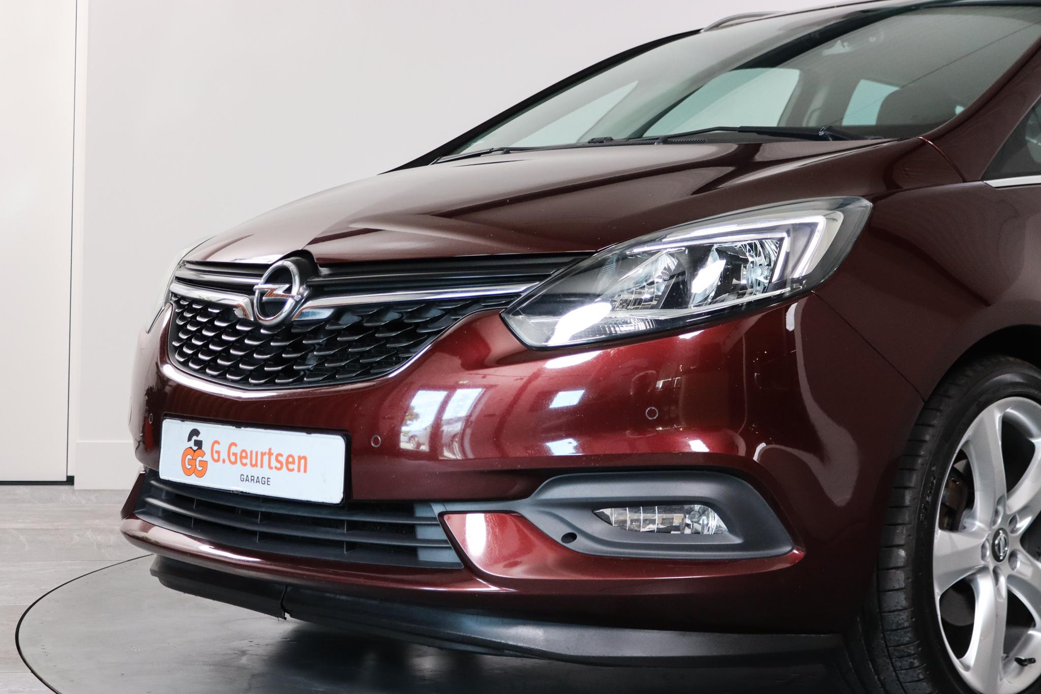 Foto van Opel Zafira