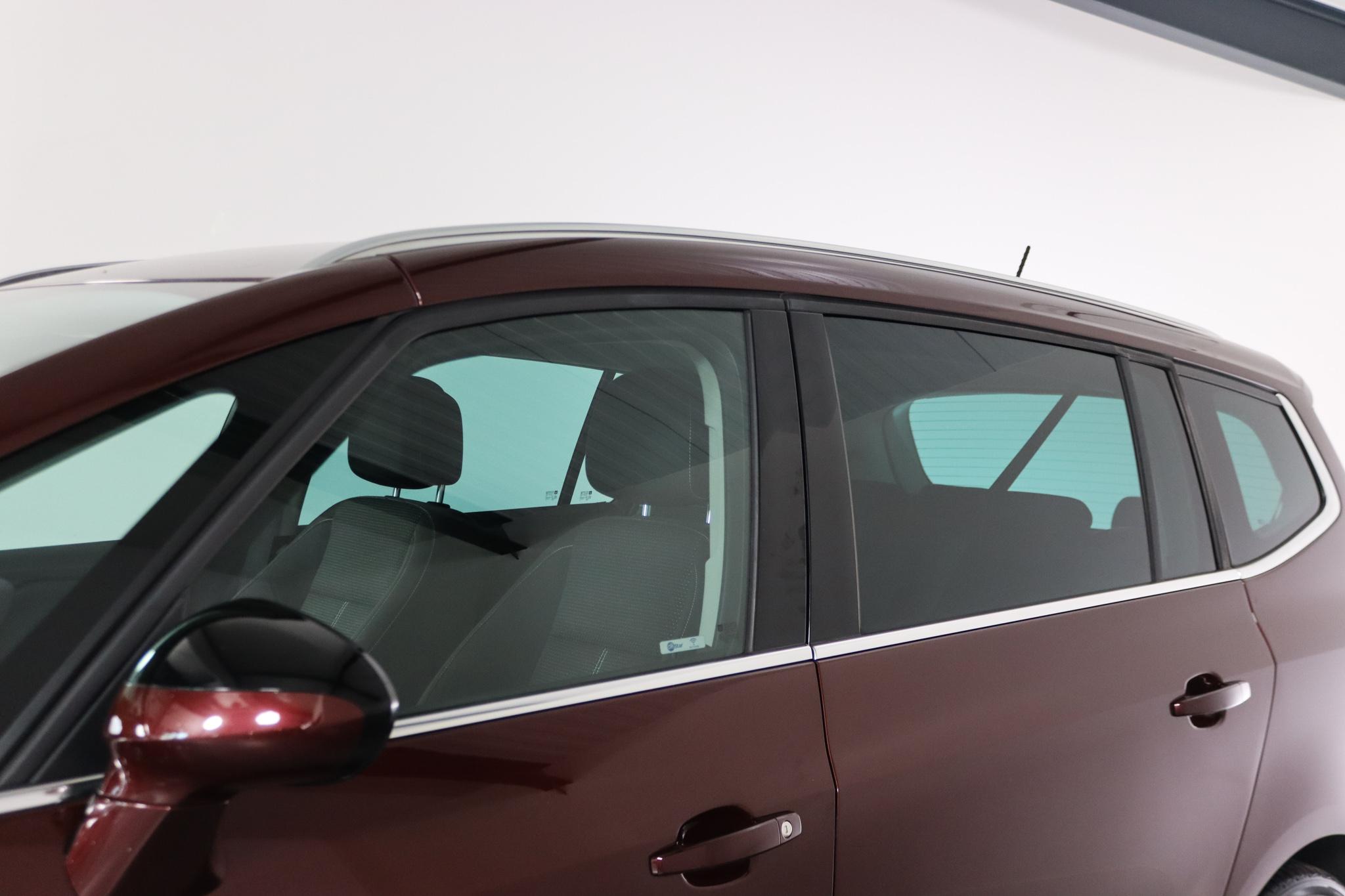 Foto van Opel Zafira