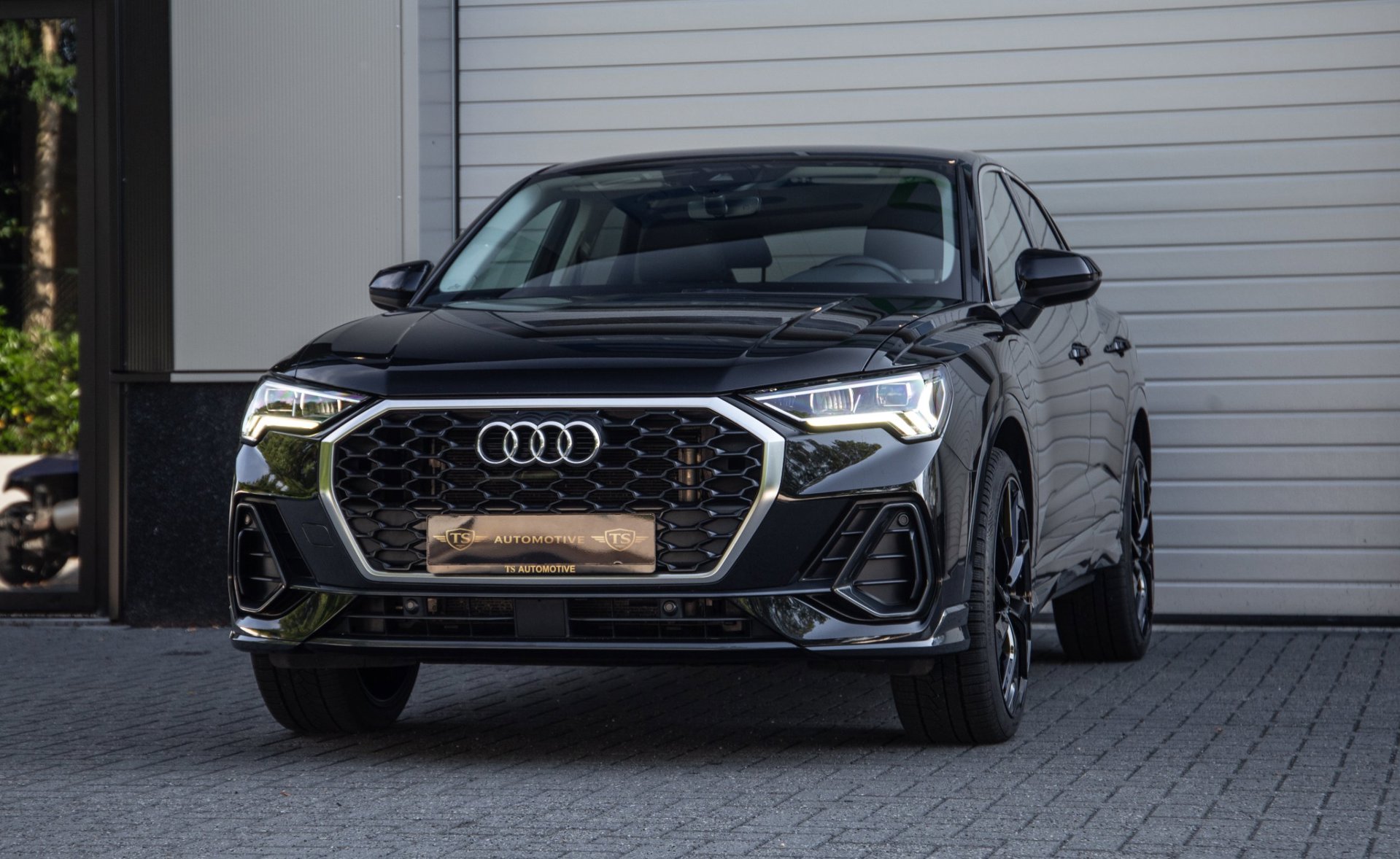 Foto van Audi Q3 Sportback E-tron