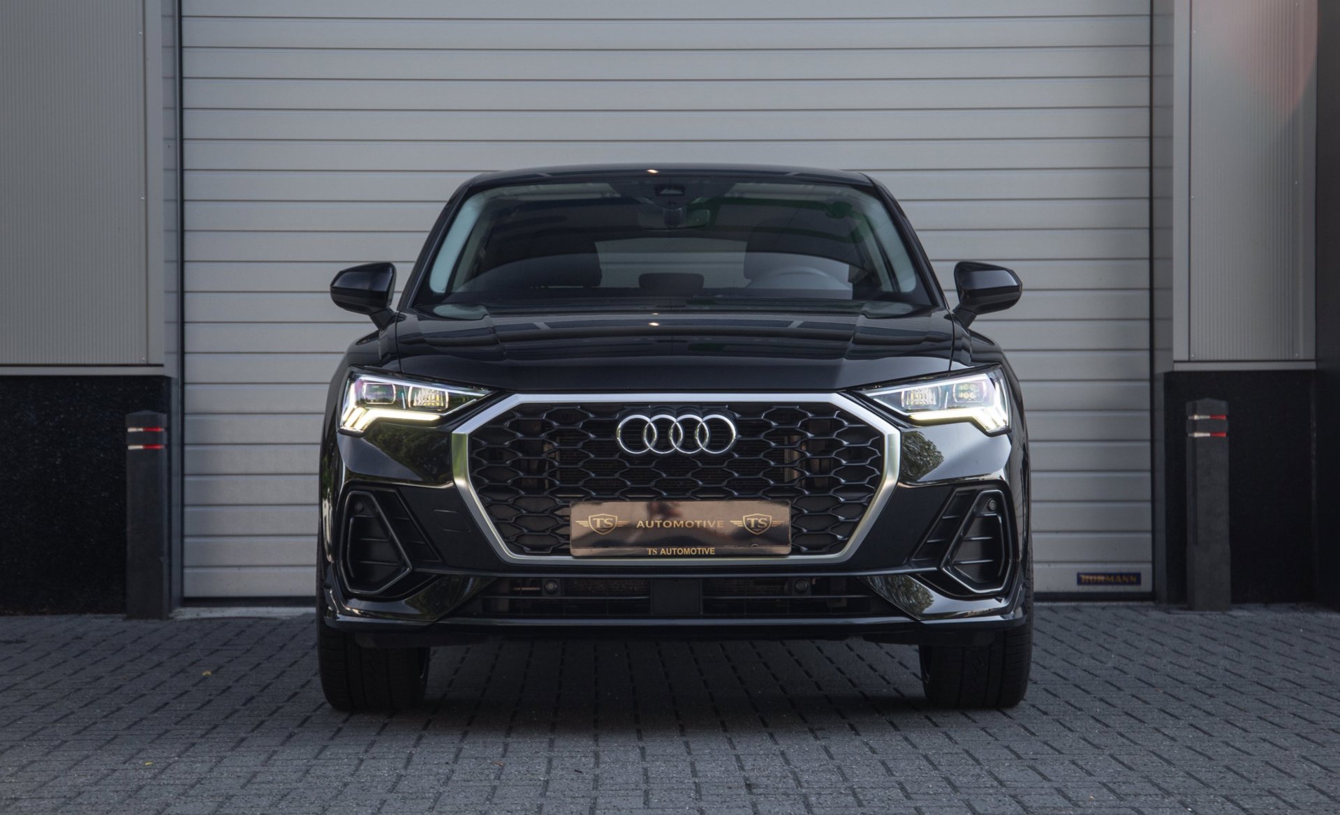 Foto van Audi Q3 Sportback E-tron