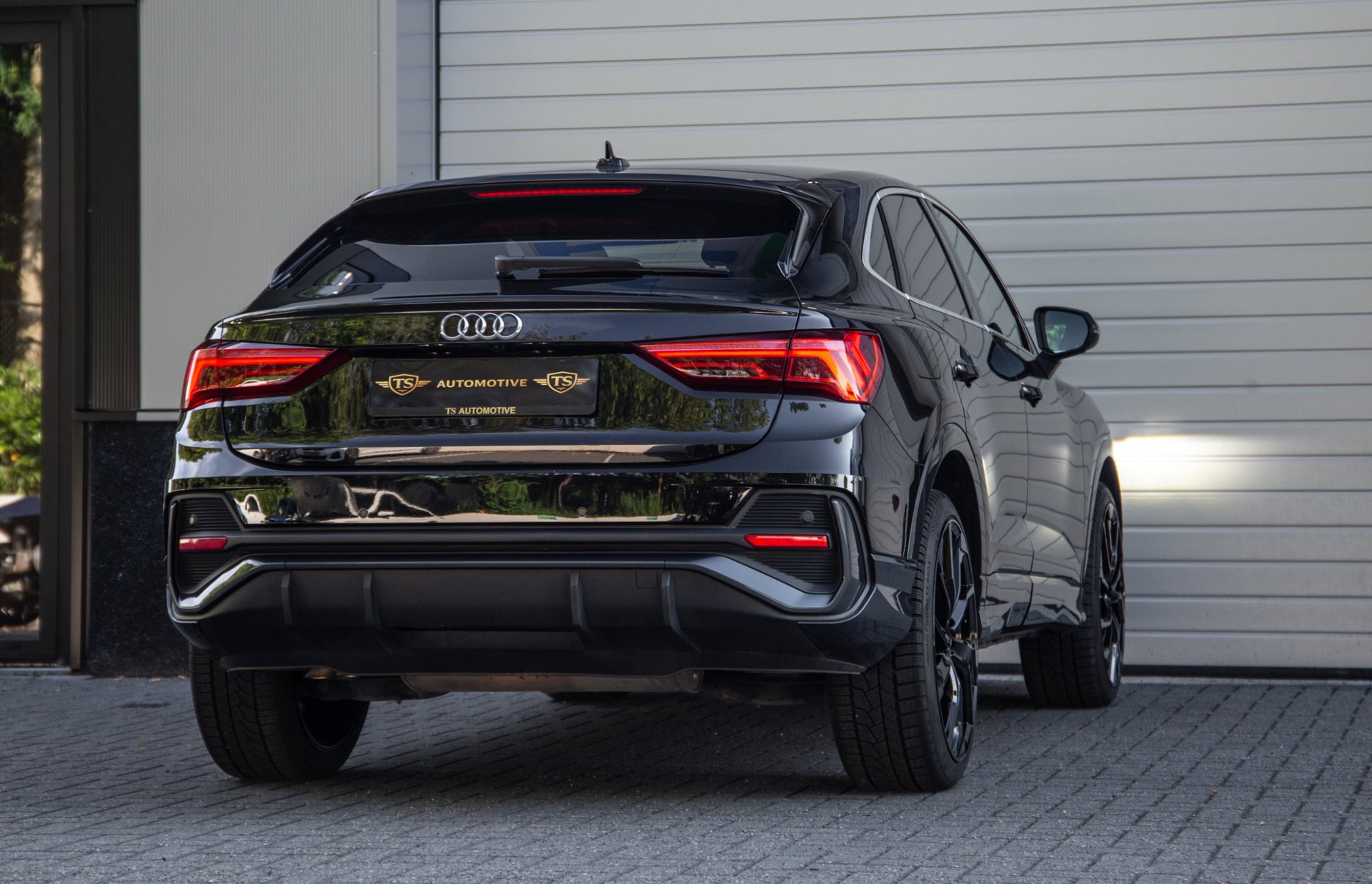 Foto van Audi Q3 Sportback E-tron