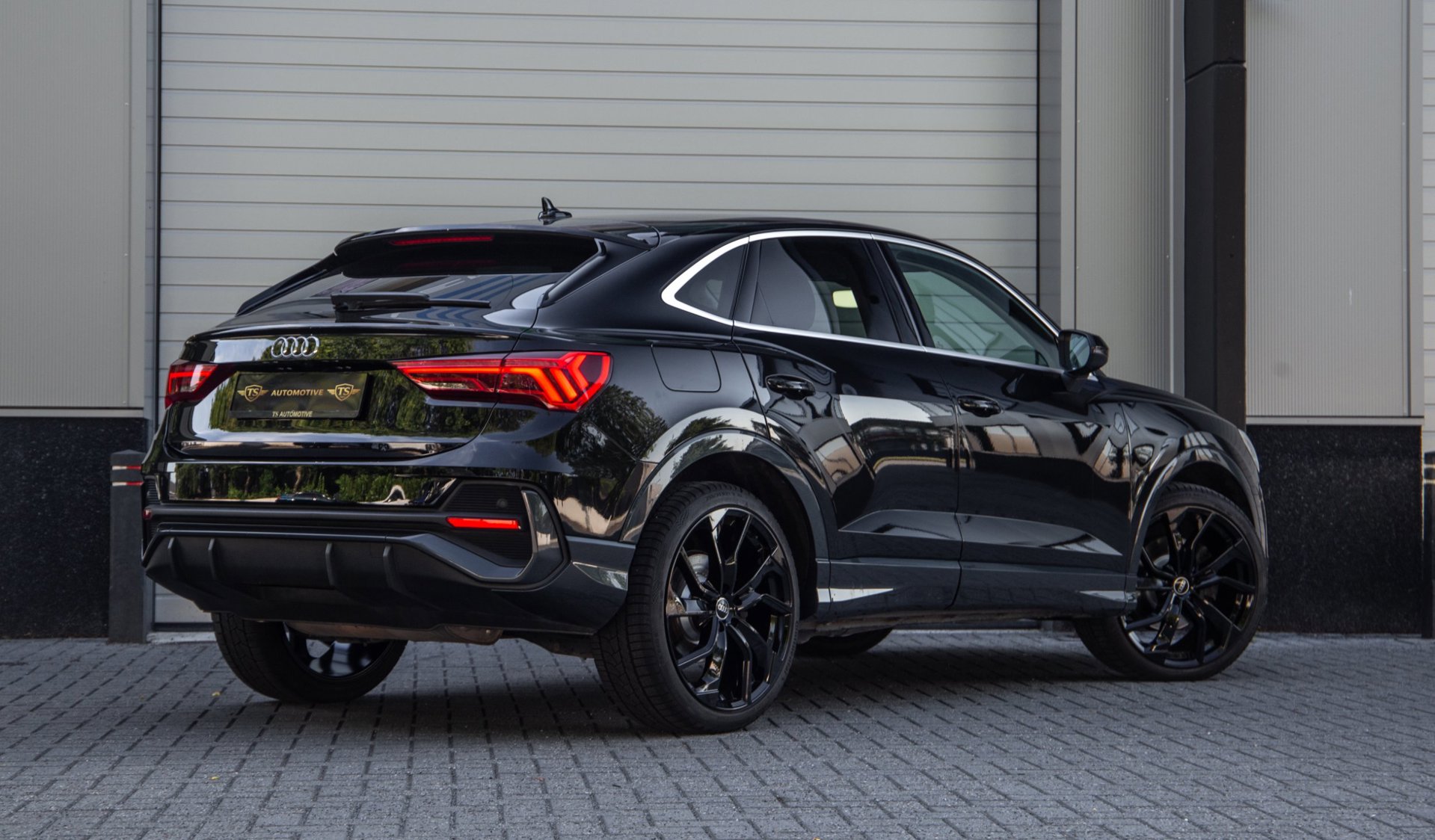Foto van Audi Q3 Sportback E-tron