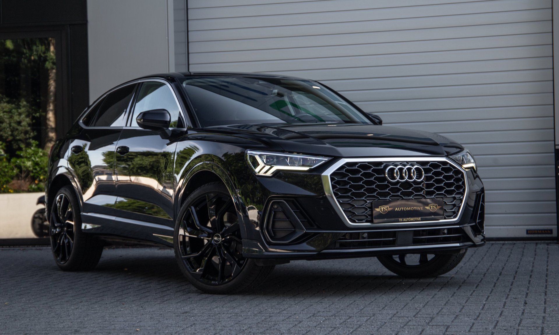 Foto van Audi Q3 Sportback E-tron